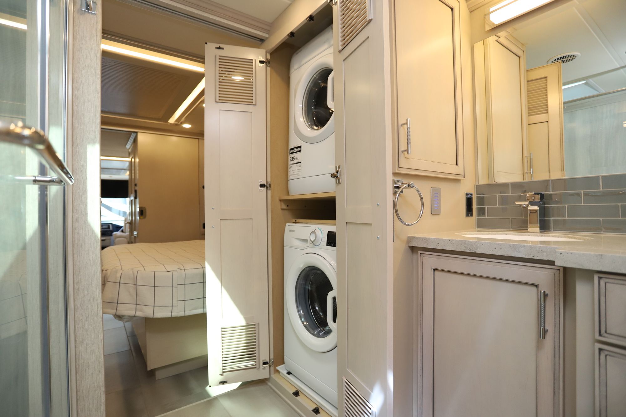 New 2021 Newmar Ventana 4369 Class A  For Sale