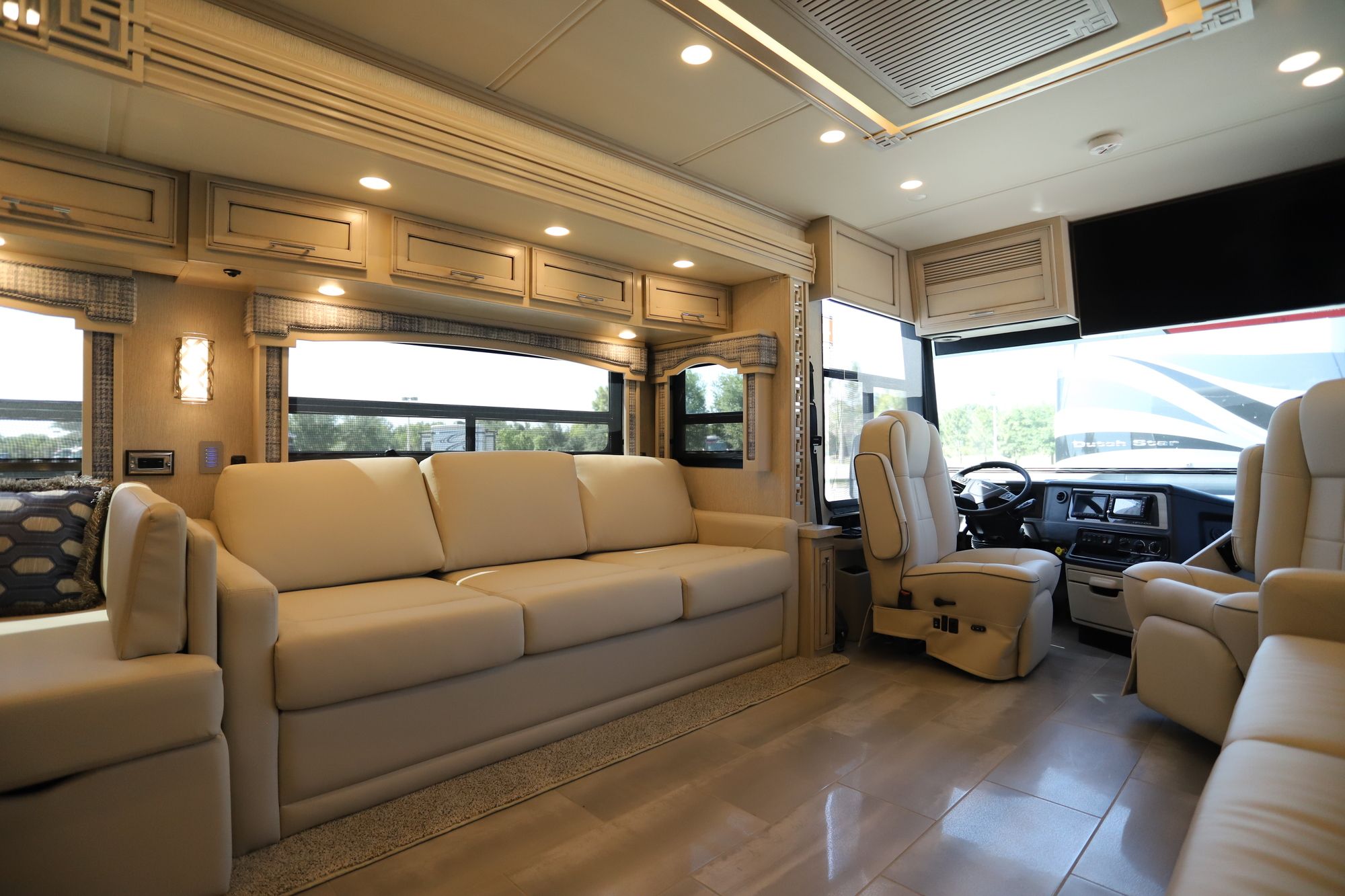 New 2021 Newmar Ventana 4369 Class A  For Sale