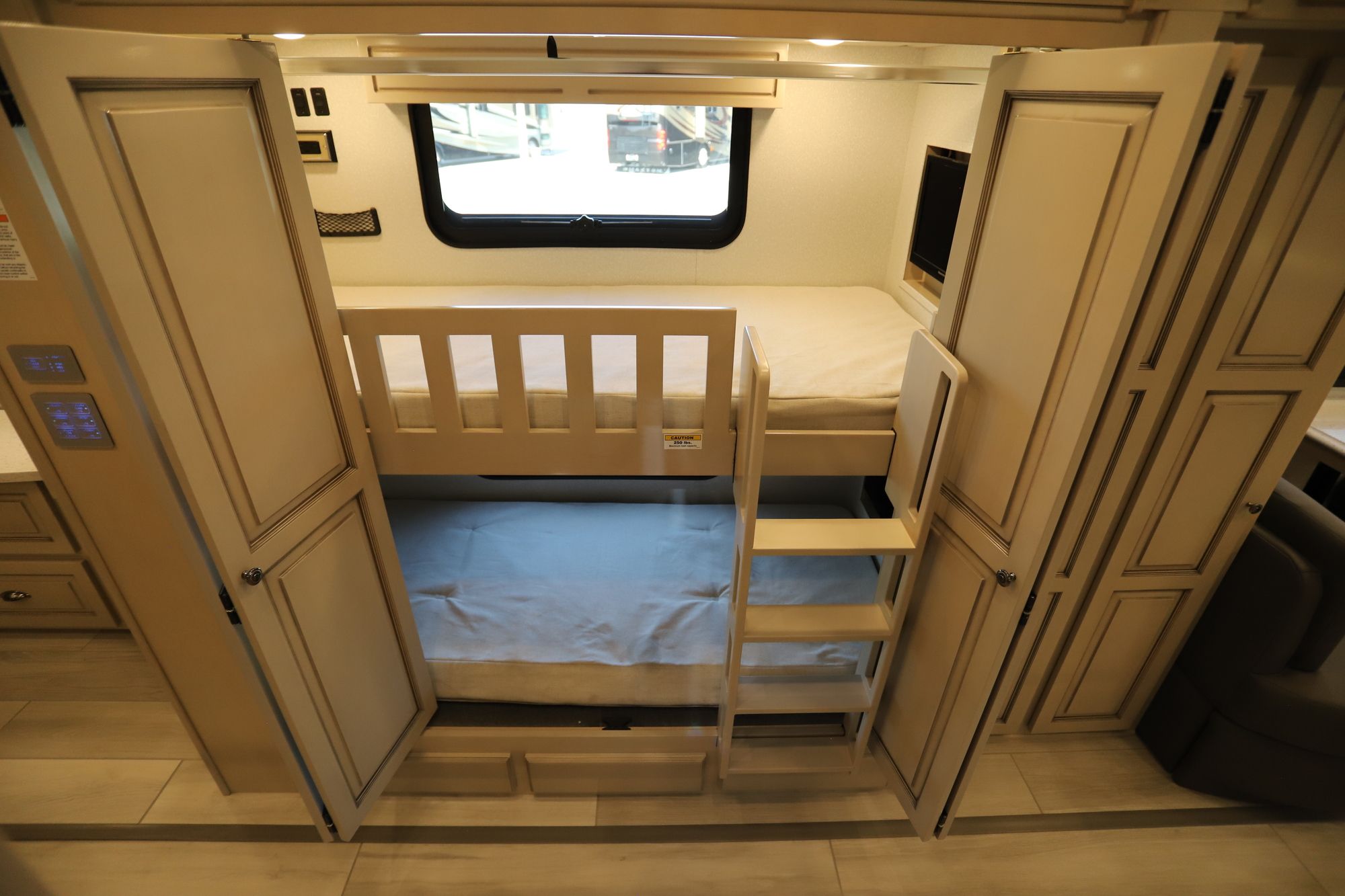 New 2021 Newmar Dutch Star 4326 Class A  For Sale