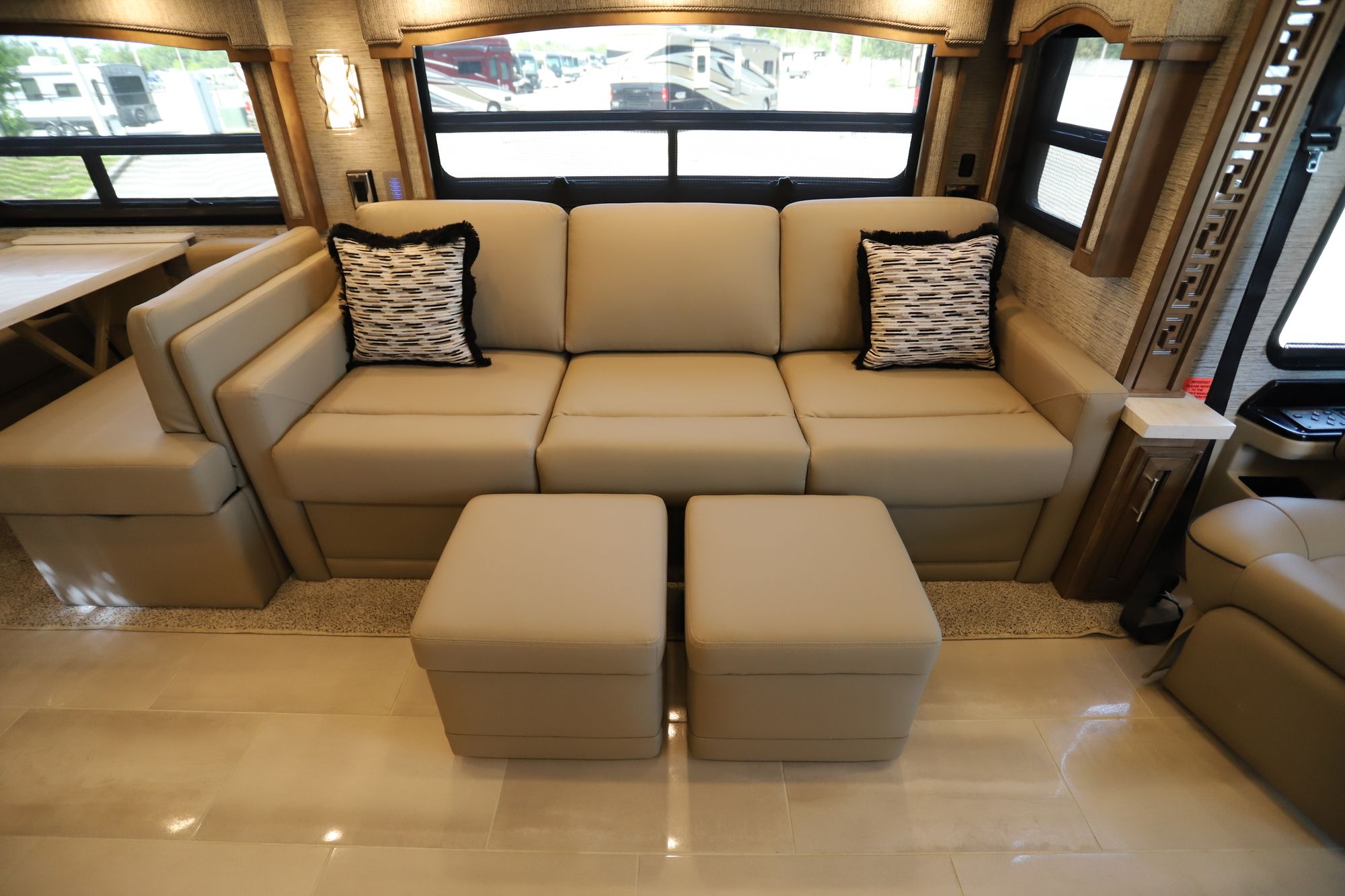 New 2021 Newmar Ventana 4326 Class A  For Sale