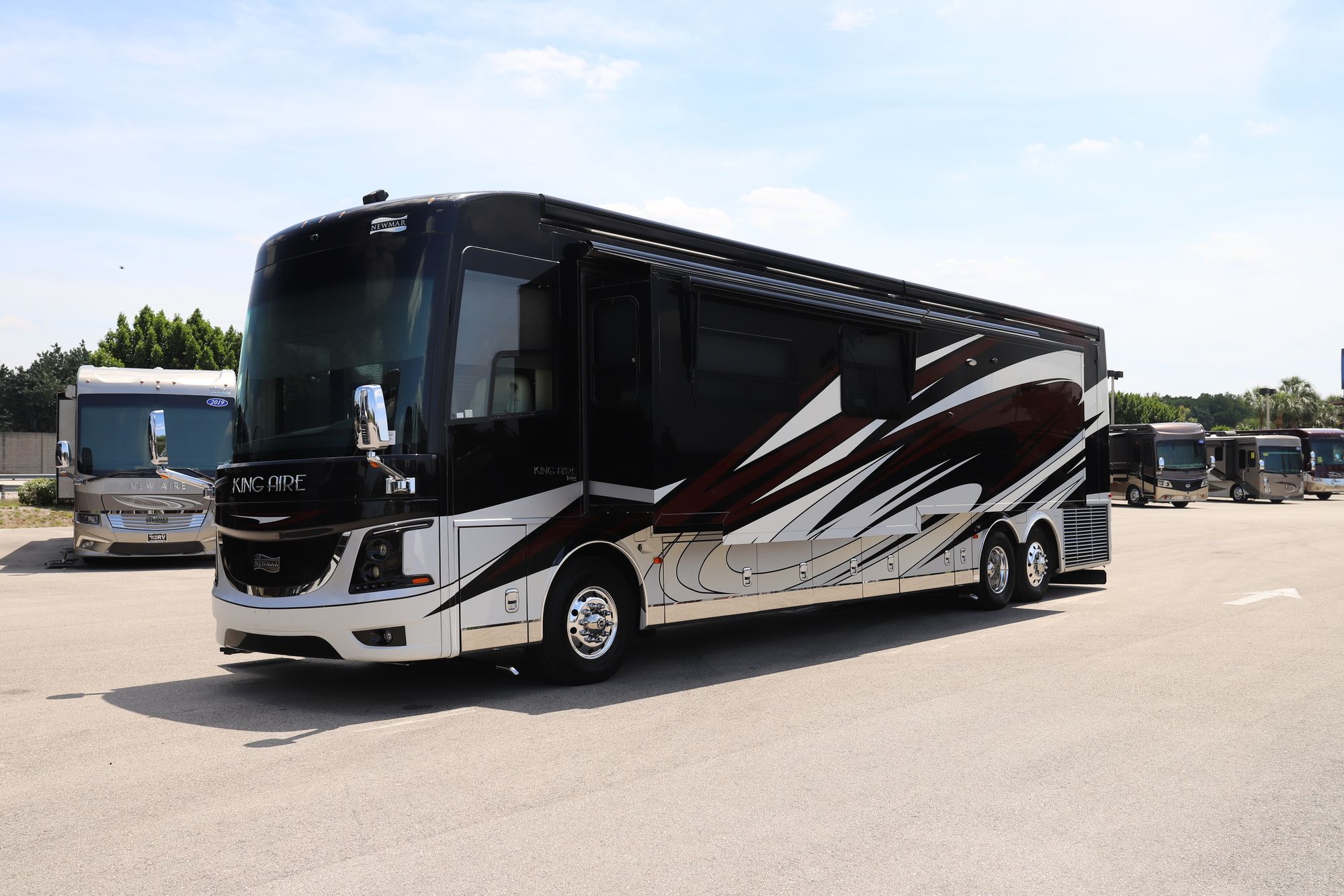 Used 2017 Newmar King Aire 4584 Class A  For Sale