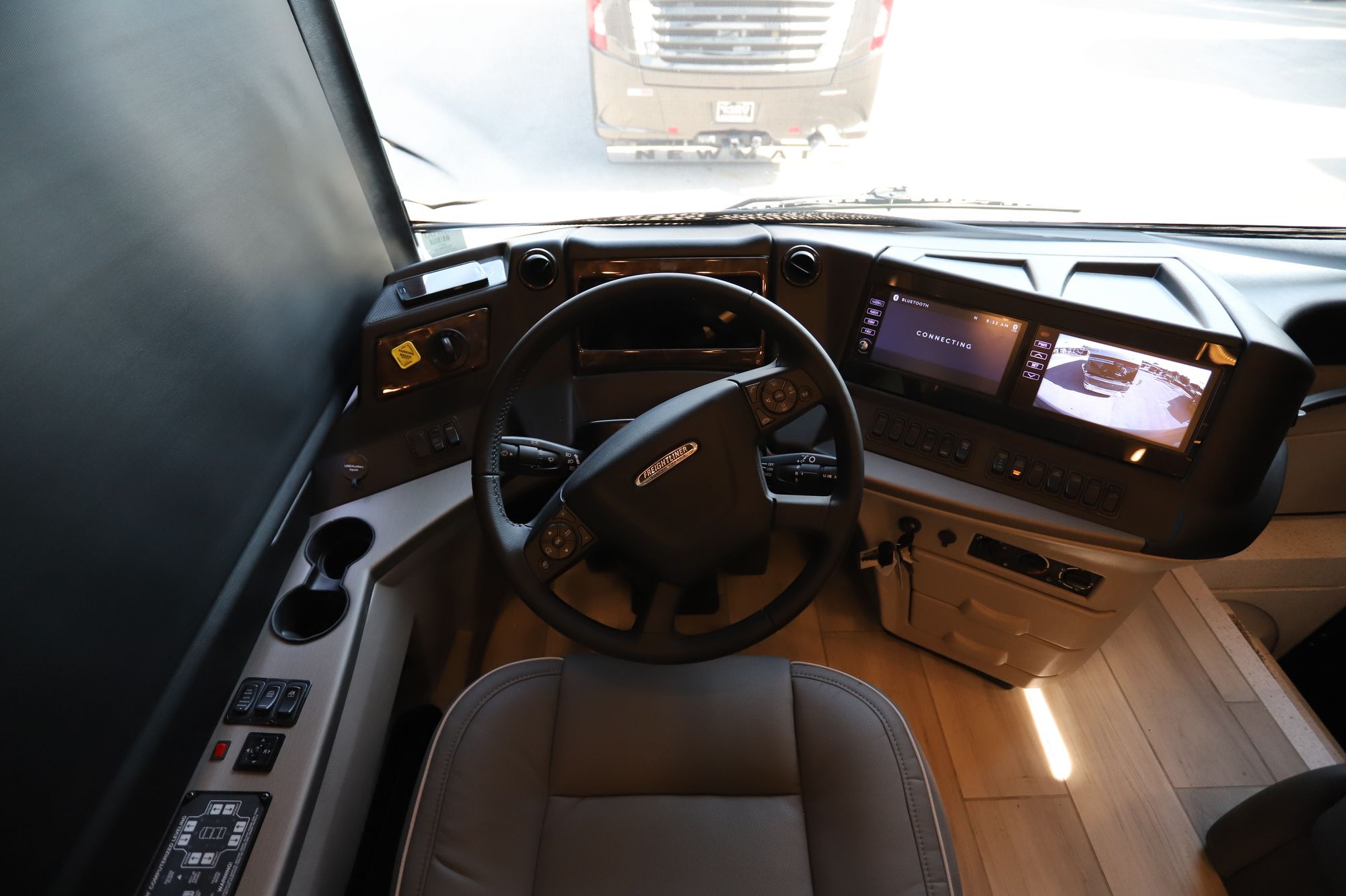 New 2021 Newmar Dutch Star 4326 Class A  For Sale