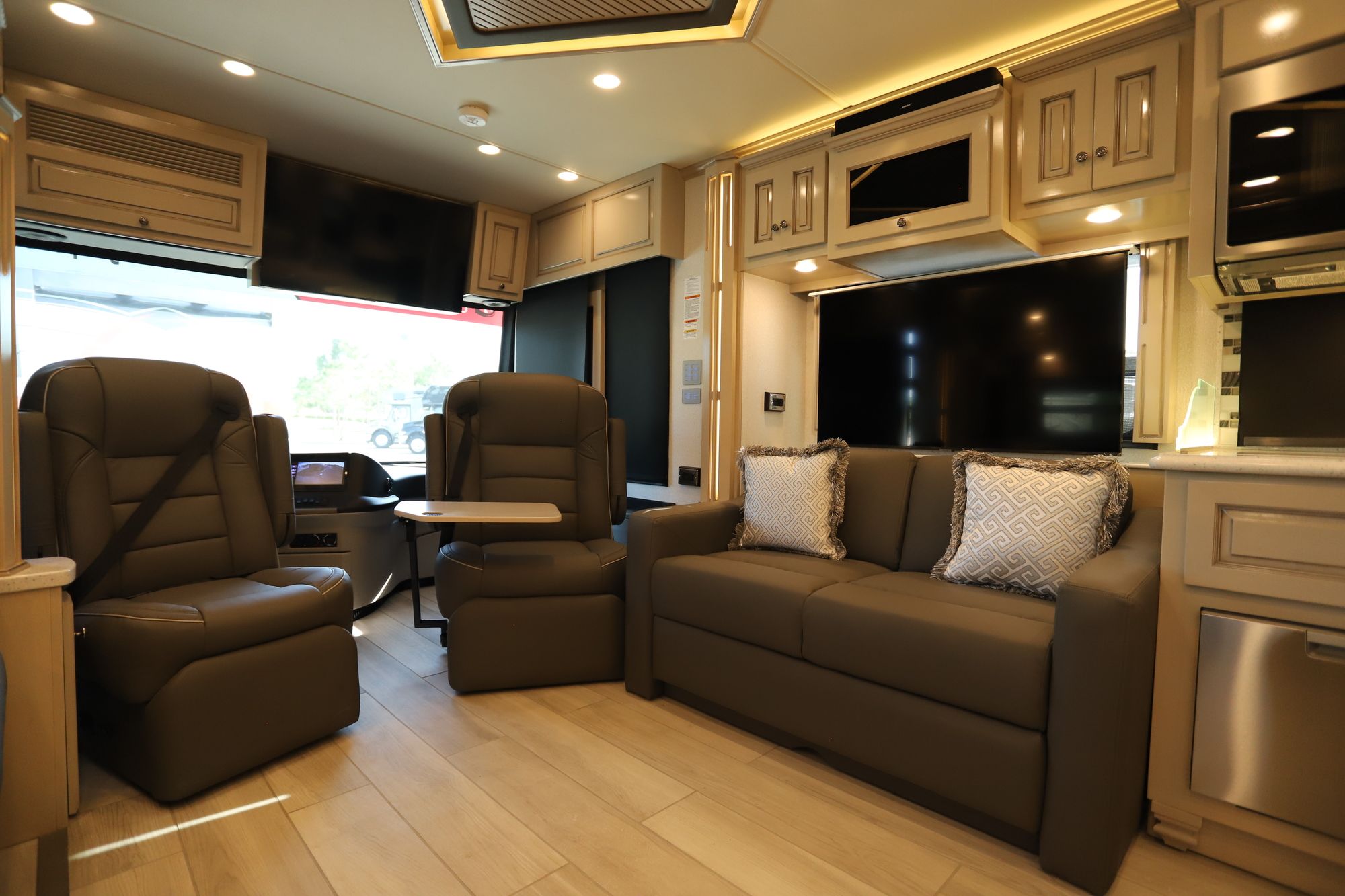 New 2021 Newmar Dutch Star 4326 Class A  For Sale