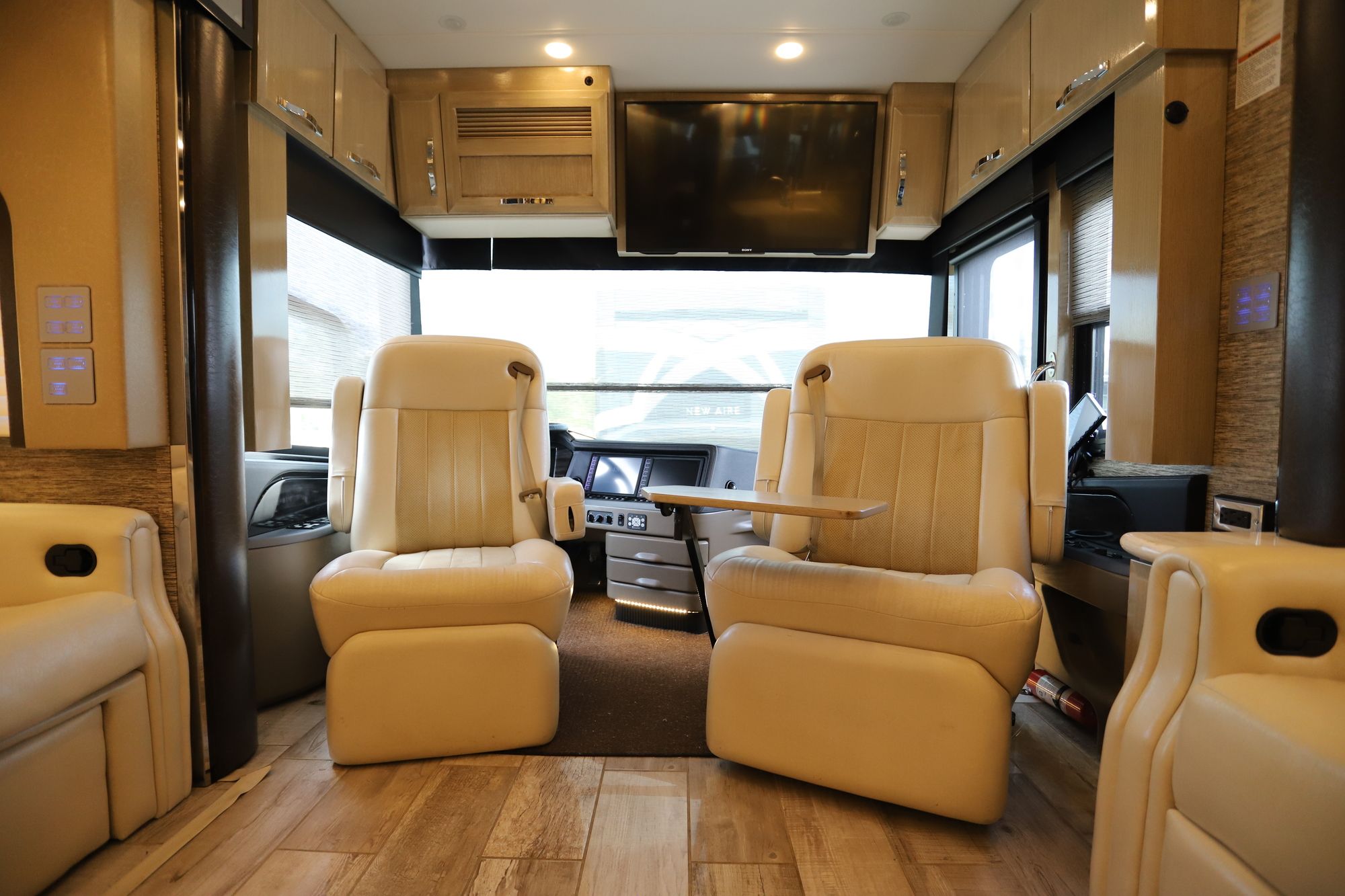 Used 2017 Newmar King Aire 4584 Class A  For Sale