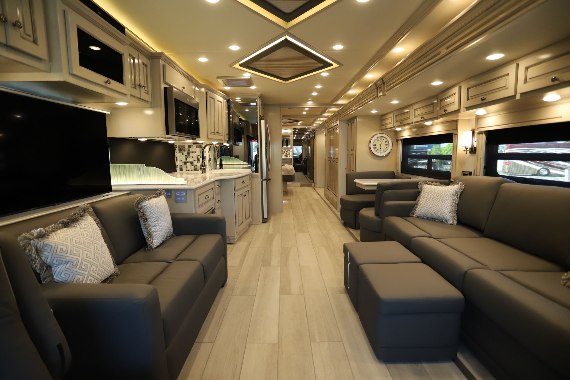 New 2021 Newmar Dutch Star 4326 Class A  For Sale