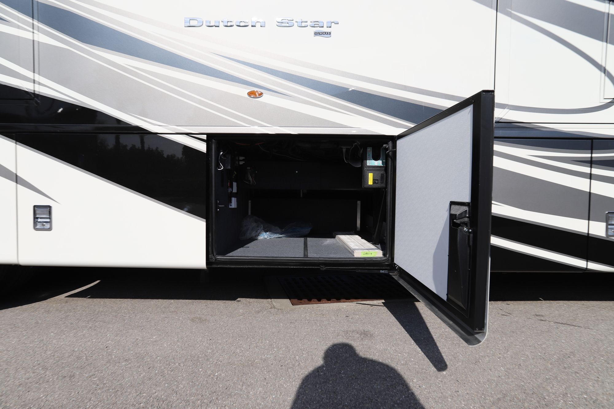 New 2021 Newmar Dutch Star 4326 Class A  For Sale