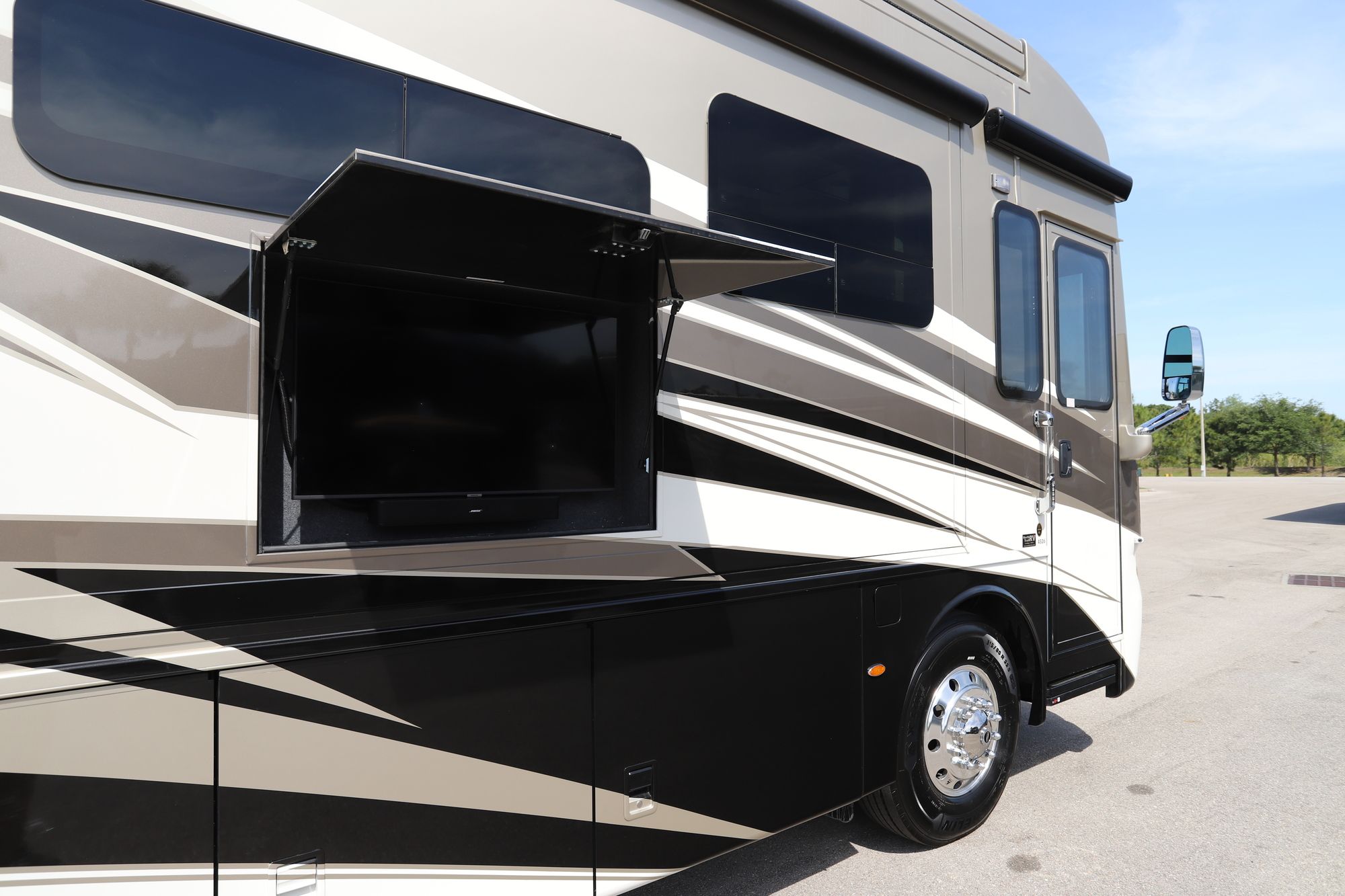 New 2021 Newmar Ventana 4326 Class A  For Sale