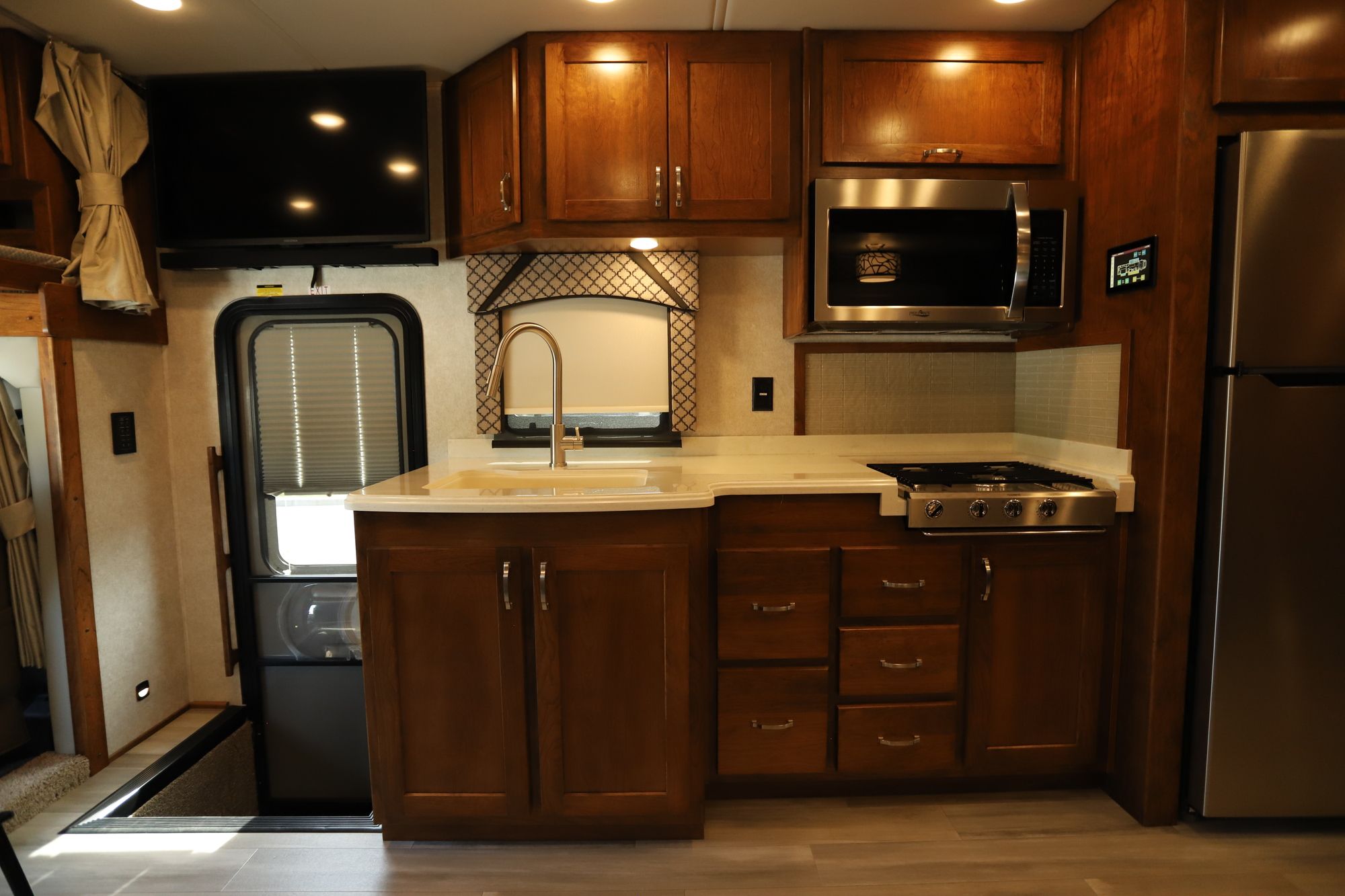 New 2021 Renegade Rv Valencia 38RB Super C  For Sale