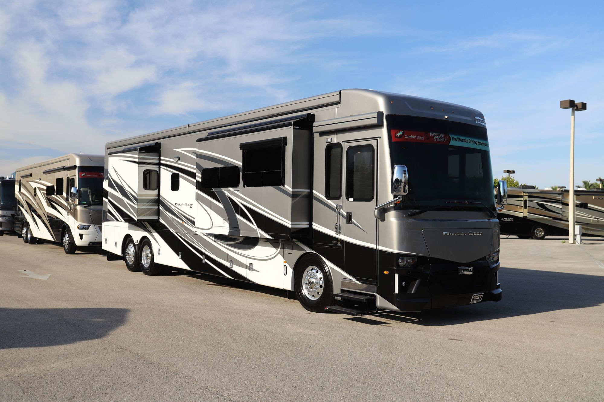 New 2021 Newmar Dutch Star 4326 Class A  For Sale