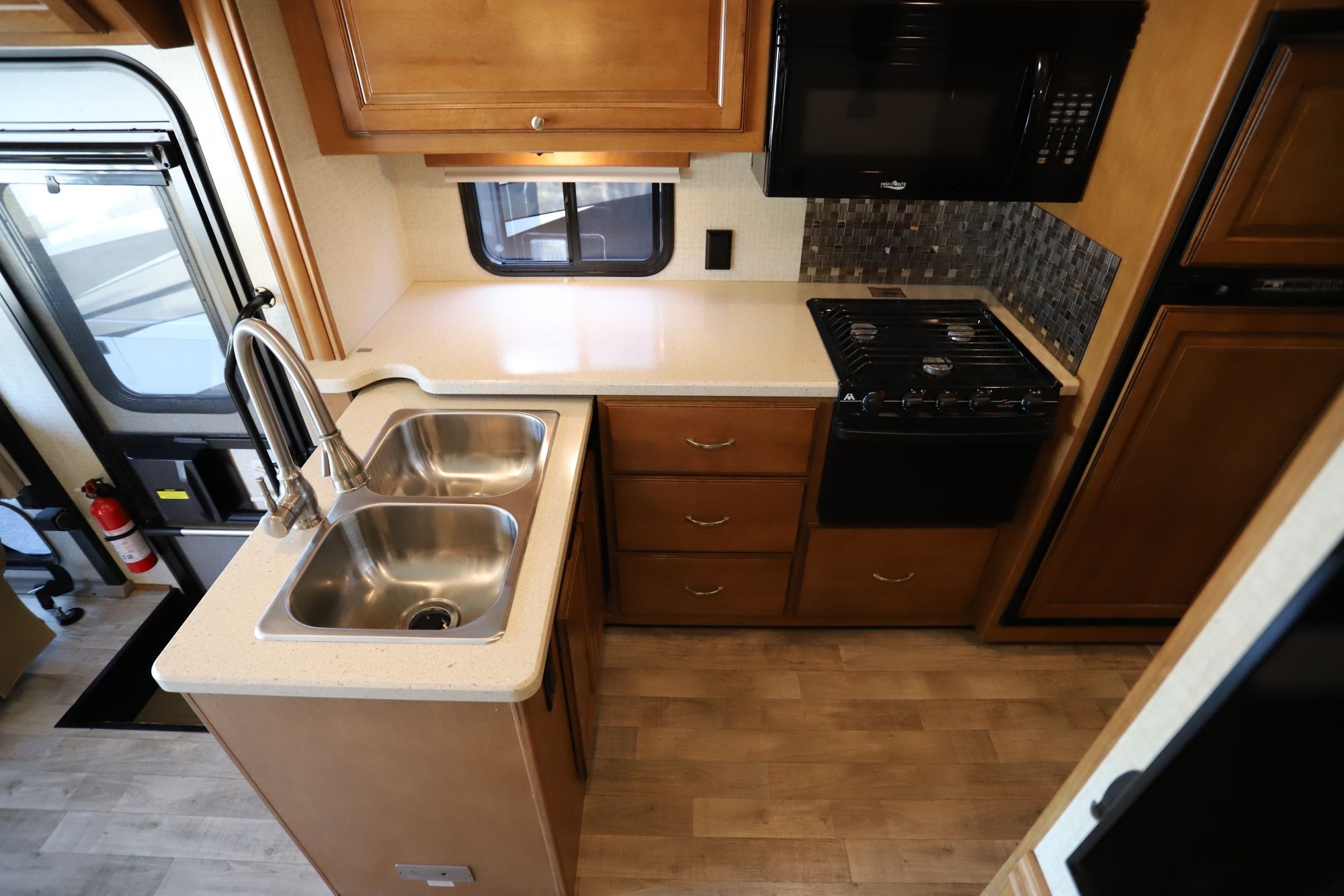 Used 2018 Winnebago Vista Lx 27N Class A  For Sale