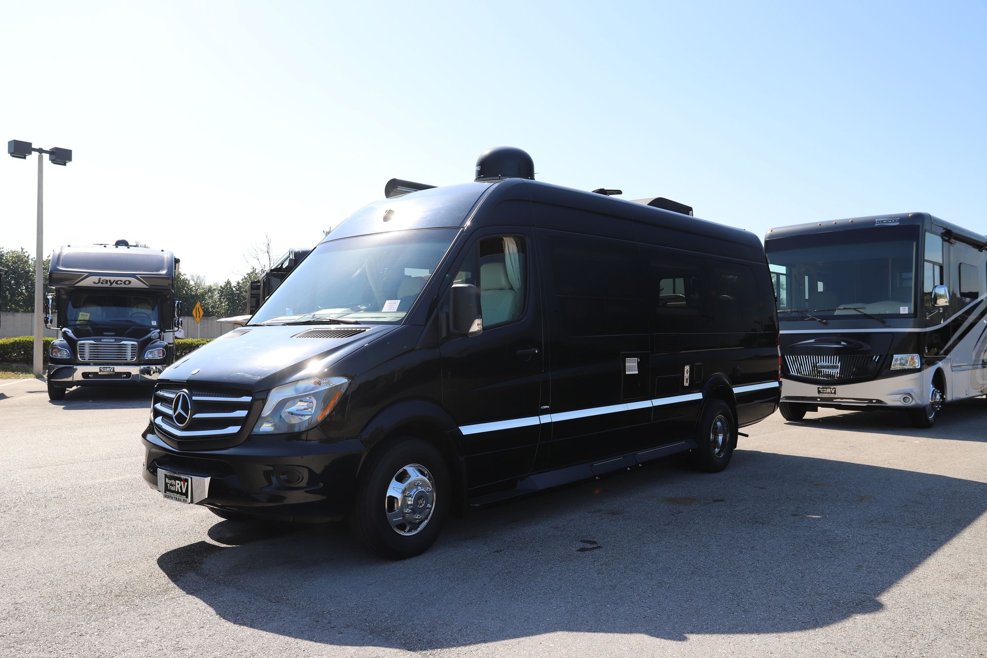 Used 2015 Winnebago Era 170 X Class B  For Sale