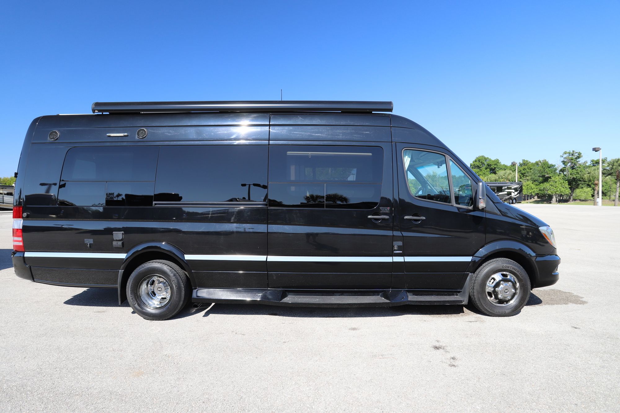 Used 2015 Winnebago Era 170 X Class B  For Sale