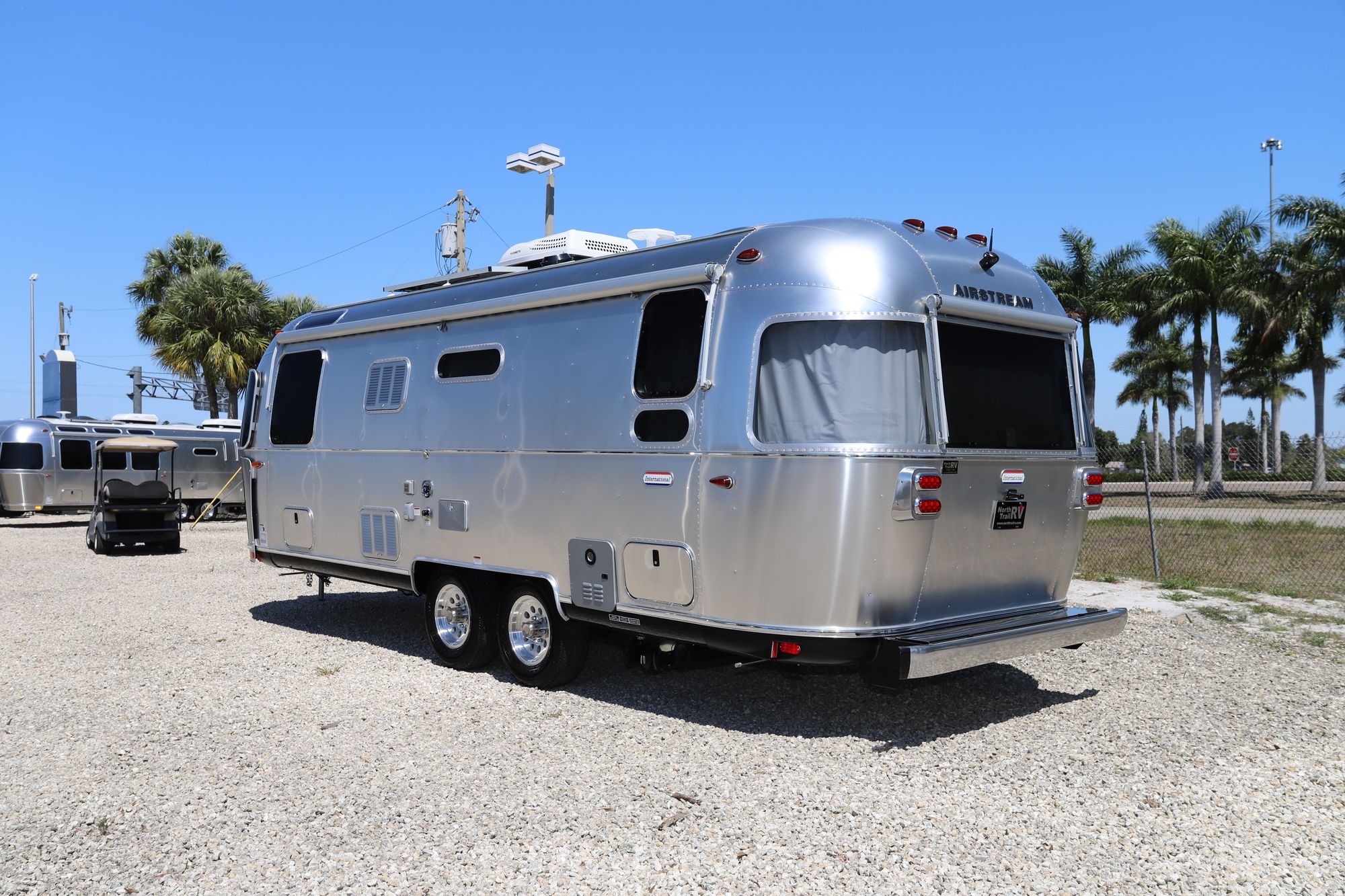 New 2021 Airstream International 25RB Travel Trailer  For Sale