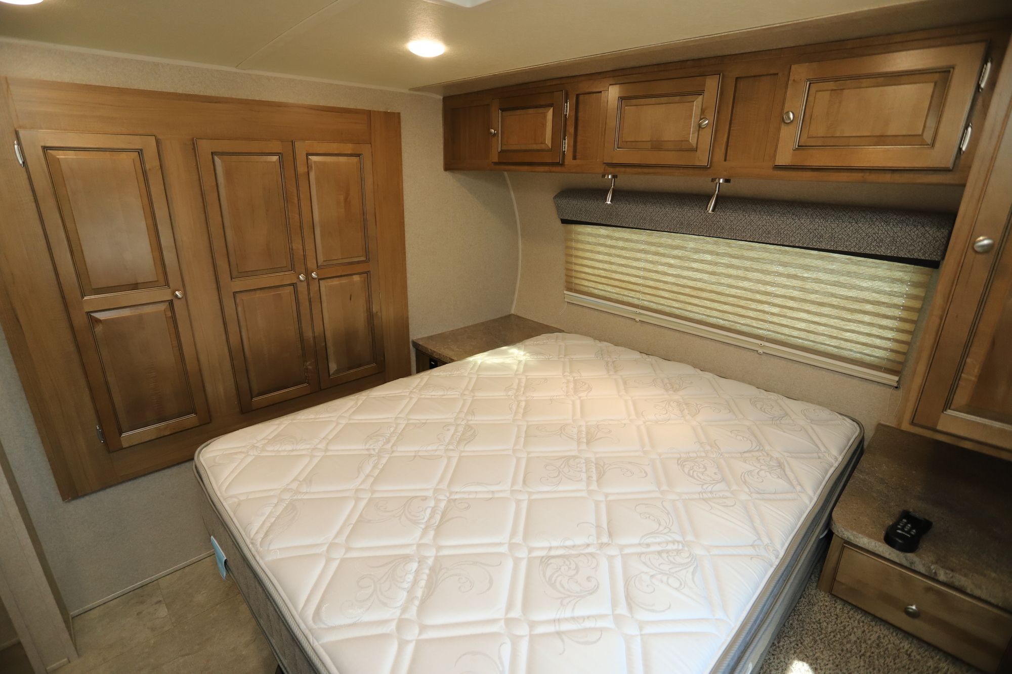 Used 2019 Forest River Rockwood 2511 Travel Trailer  For Sale