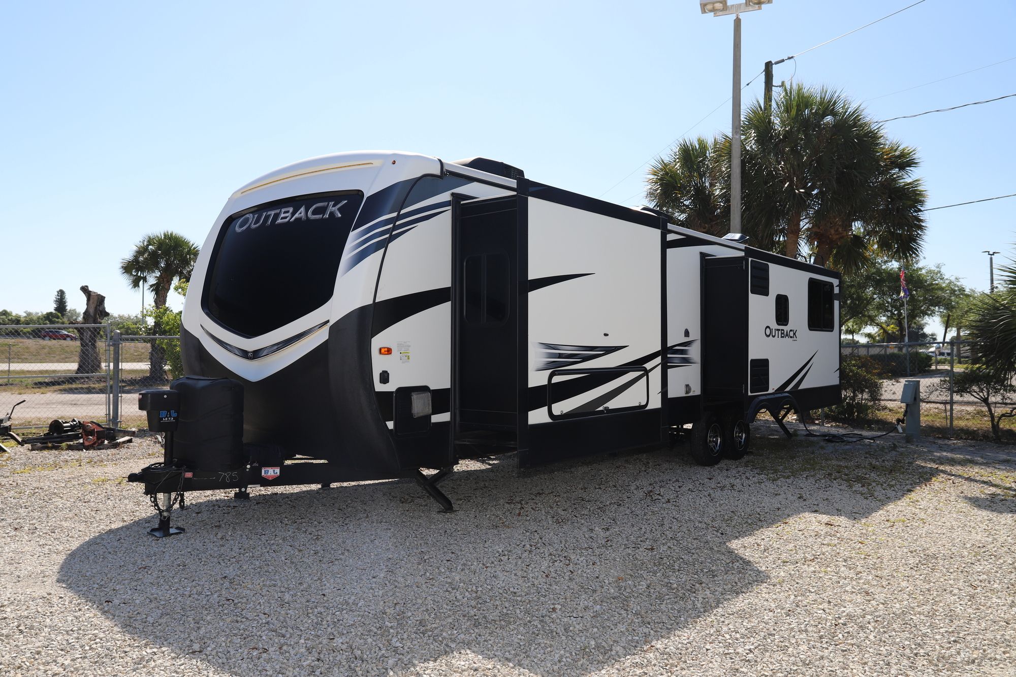 Used 2019 Keystone Outback 330RL Travel Trailer  For Sale