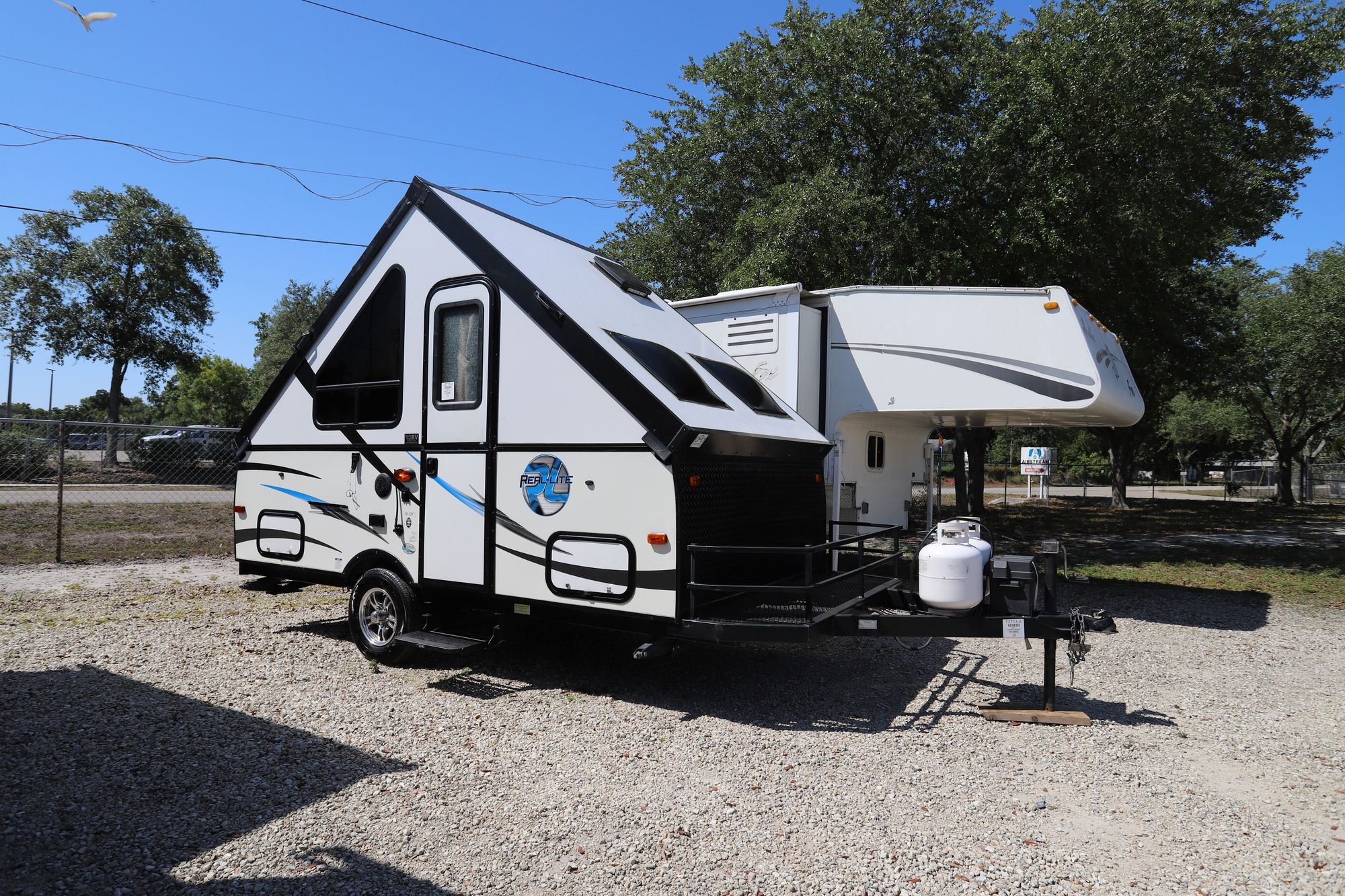 Used 2017 Forest River Palomino 12R Tent Camper  For Sale