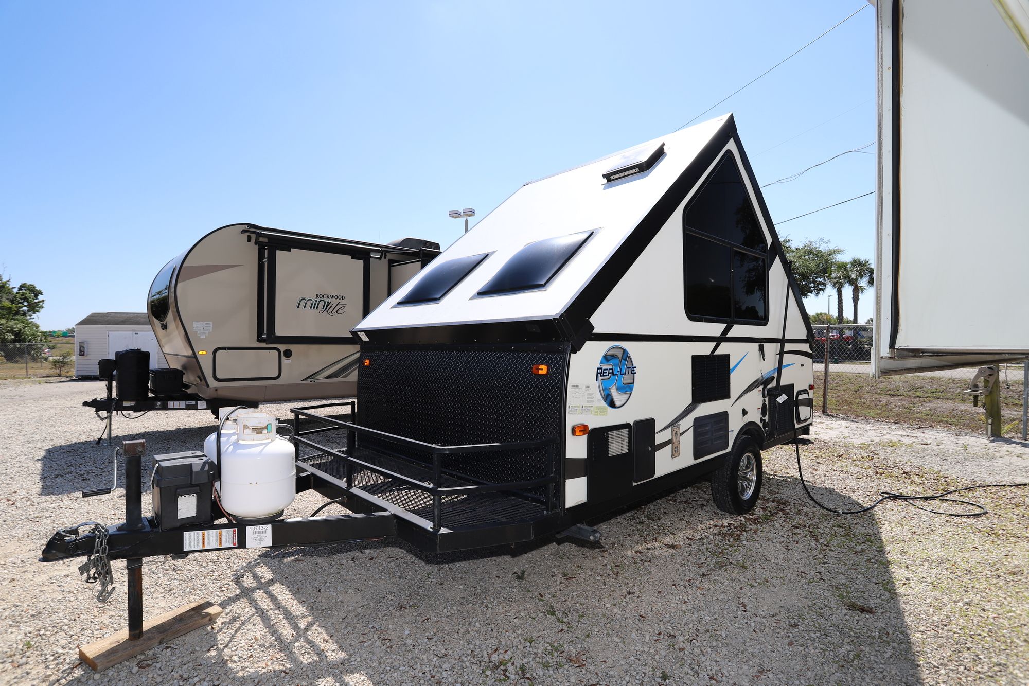 Used 2017 Forest River Palomino 12R Tent Camper  For Sale