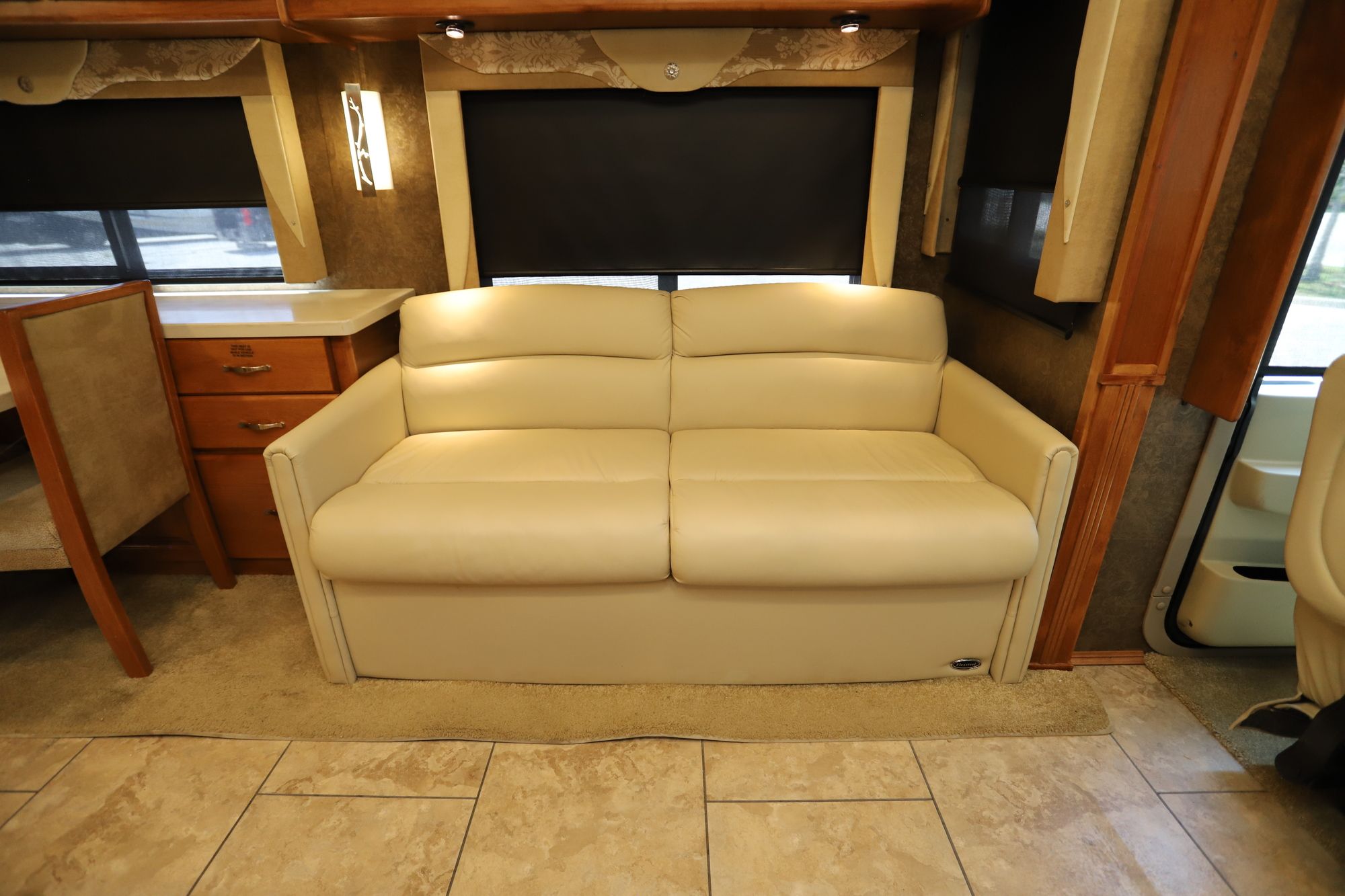 Used 2015 Tiffin Motor Homes Allegro 32CA Class A  For Sale