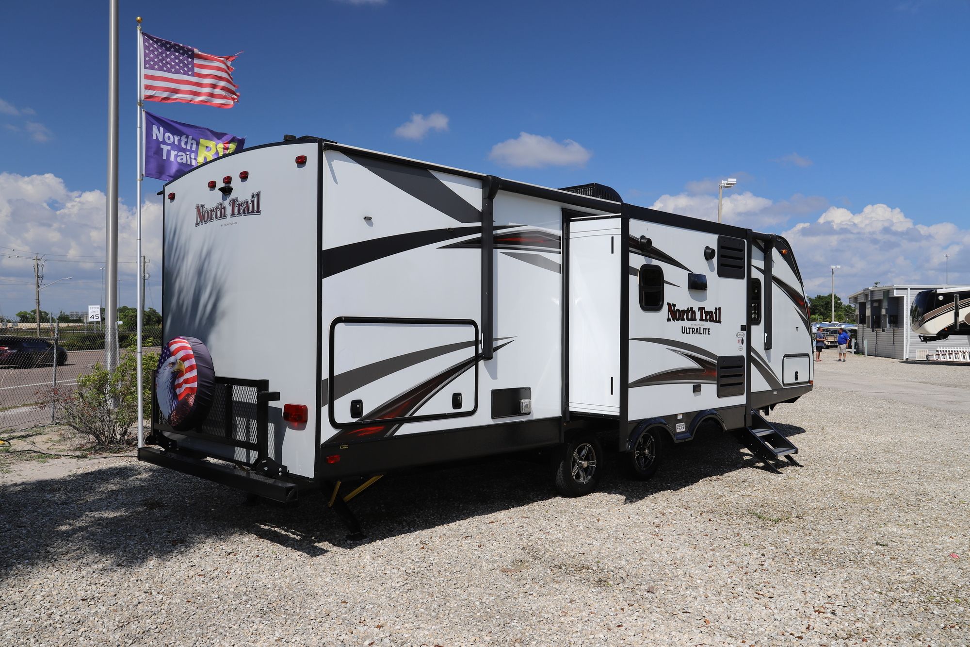 Used 2020 Heartland Rv North Trail 27RBDS Travel Trailer  For Sale