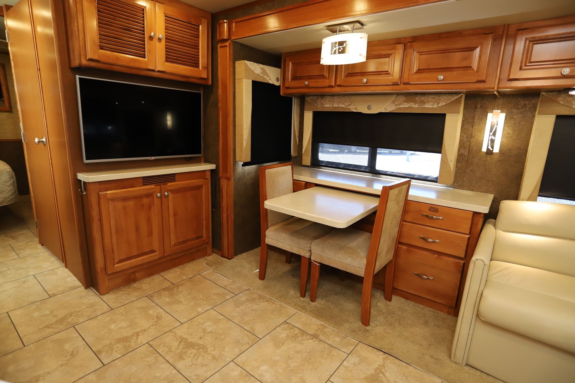 Used 2015 Tiffin Motor Homes Allegro 32CA Class A  For Sale