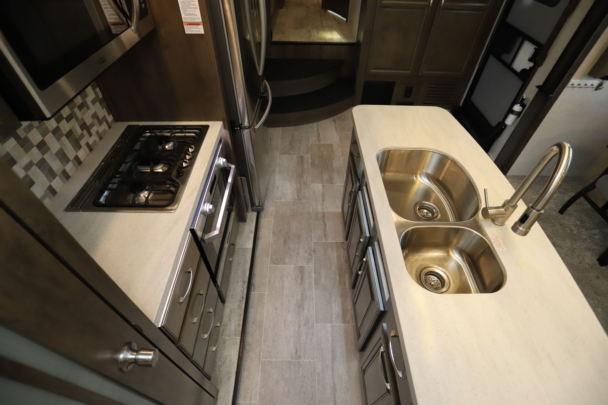 Used 2019 Keystone Montana 3721RL Fifth Wheel  For Sale