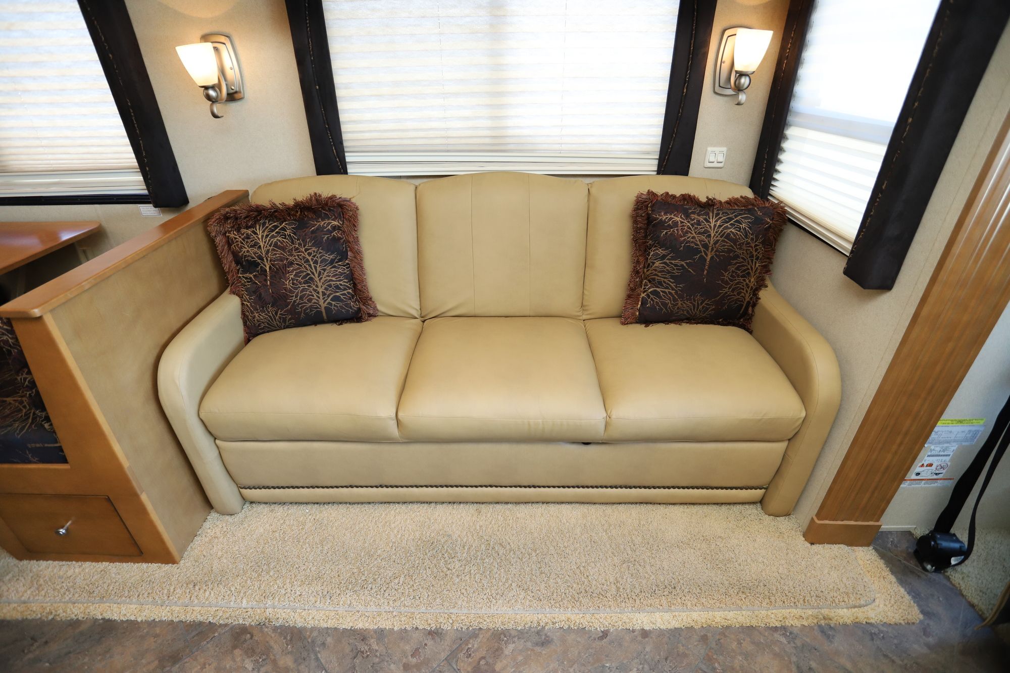 Used 2013 Newmar Canyon Star 3515 Class A  For Sale