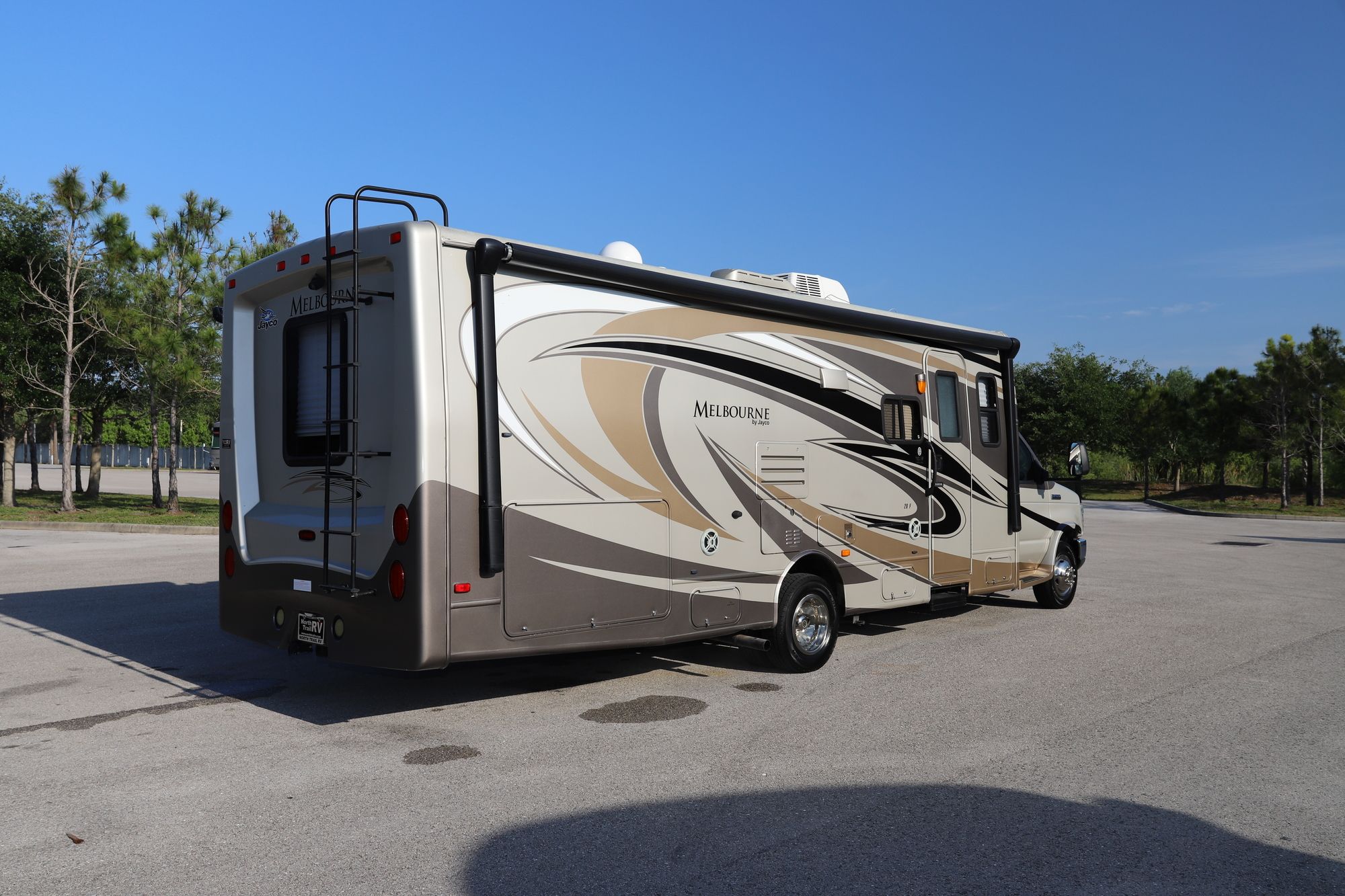 Used 2013 Jayco Melbourne 28F Class C  For Sale