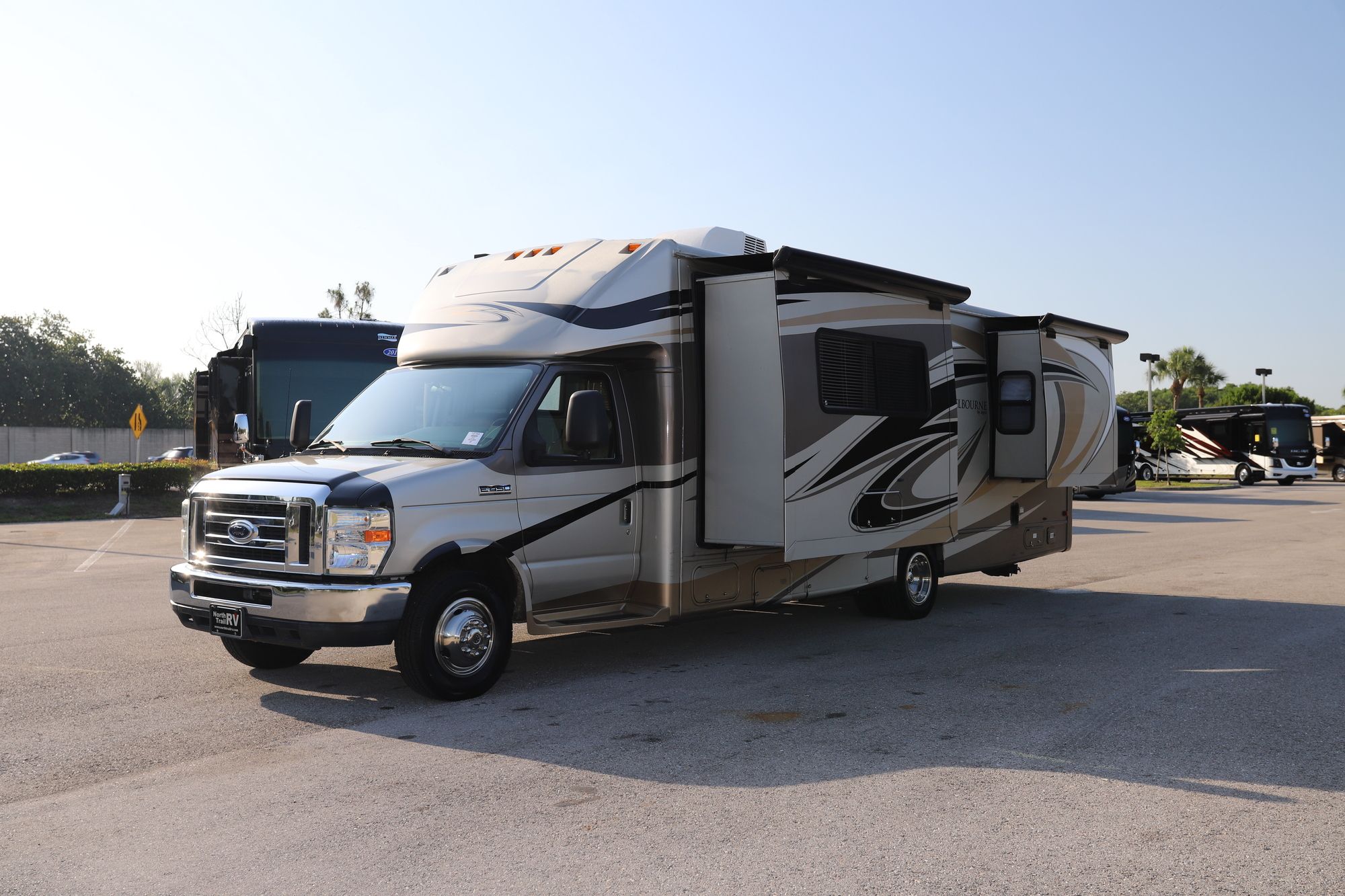 Used 2013 Jayco Melbourne 28F Class C  For Sale