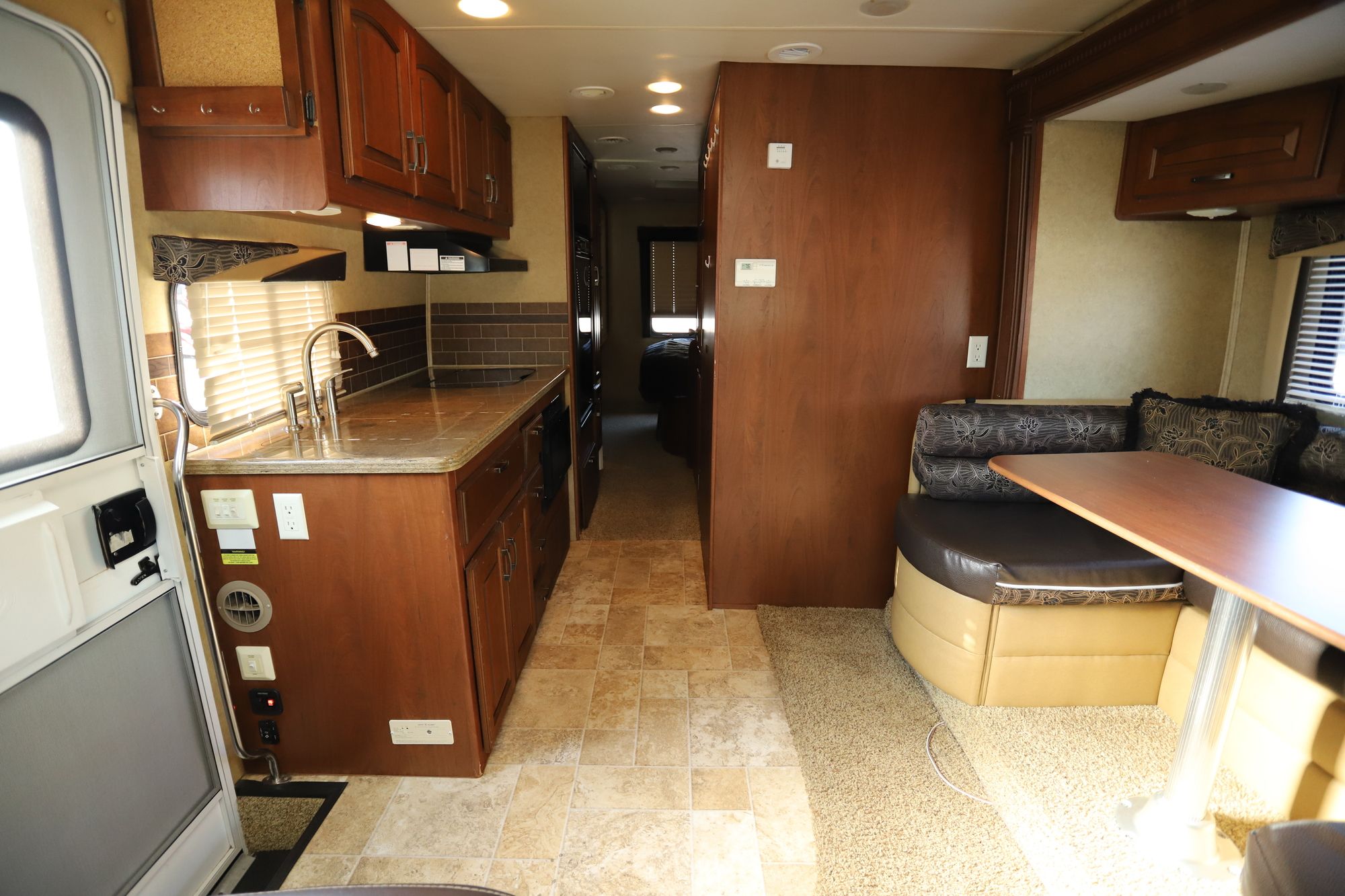 Used 2013 Jayco Melbourne 28F Class C  For Sale