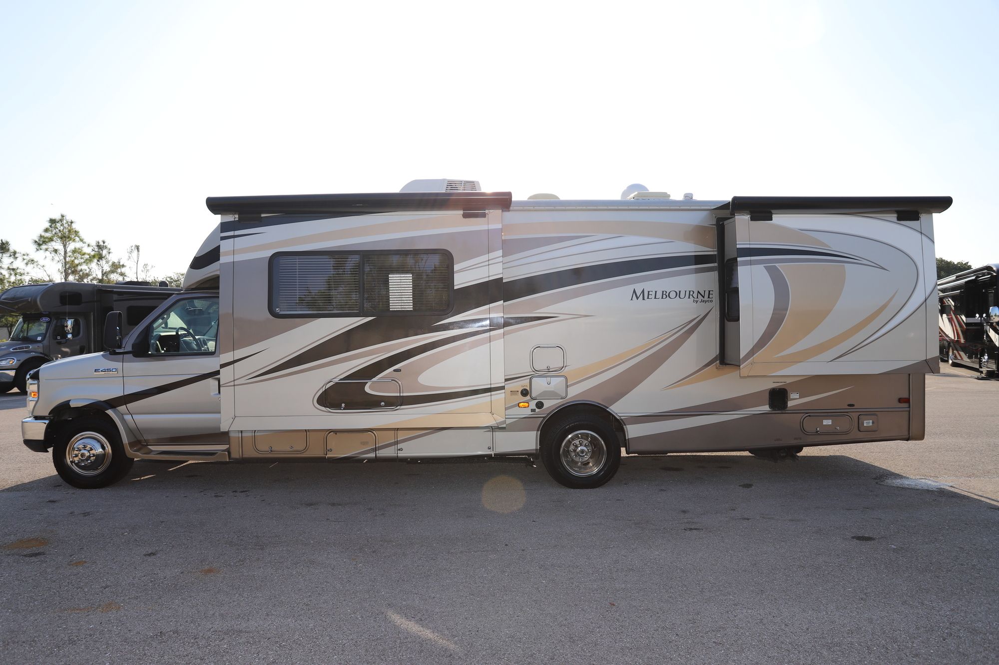 Used 2013 Jayco Melbourne 28F Class C  For Sale