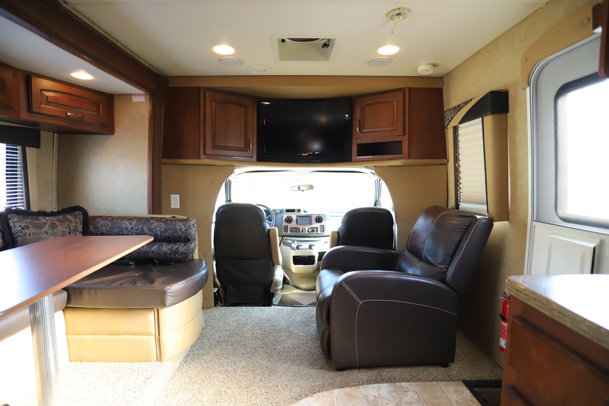 Used 2013 Jayco Melbourne 28F Class C  For Sale