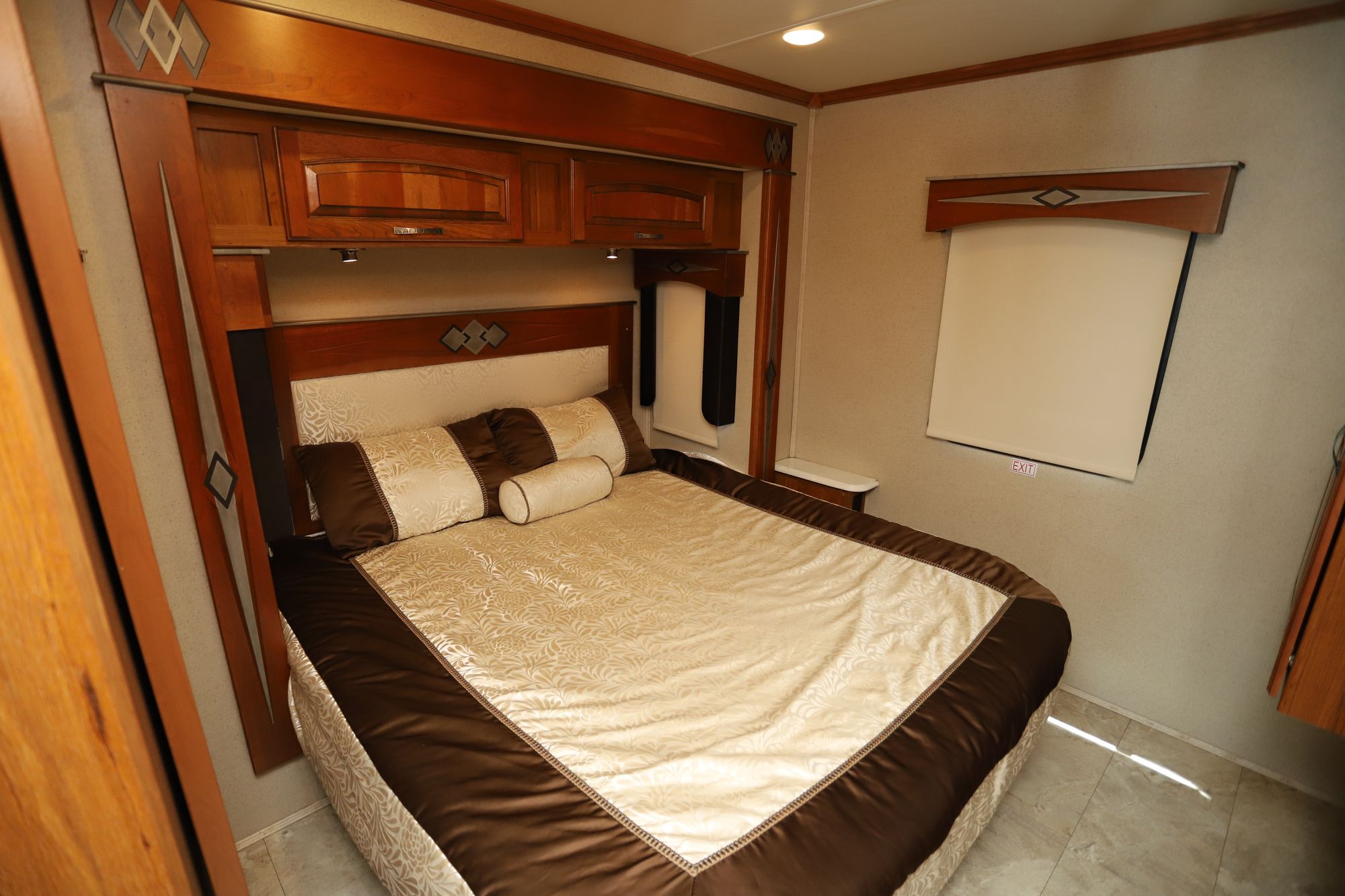 Used 2016 Jayco Seneca 37TS Super C  For Sale