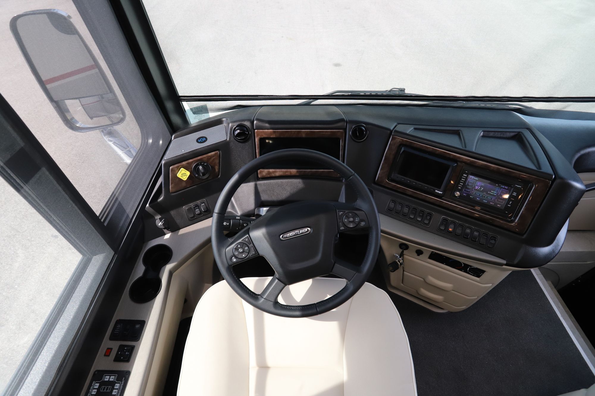 Used 2020 Newmar Dutch Star 4369 Class A  For Sale