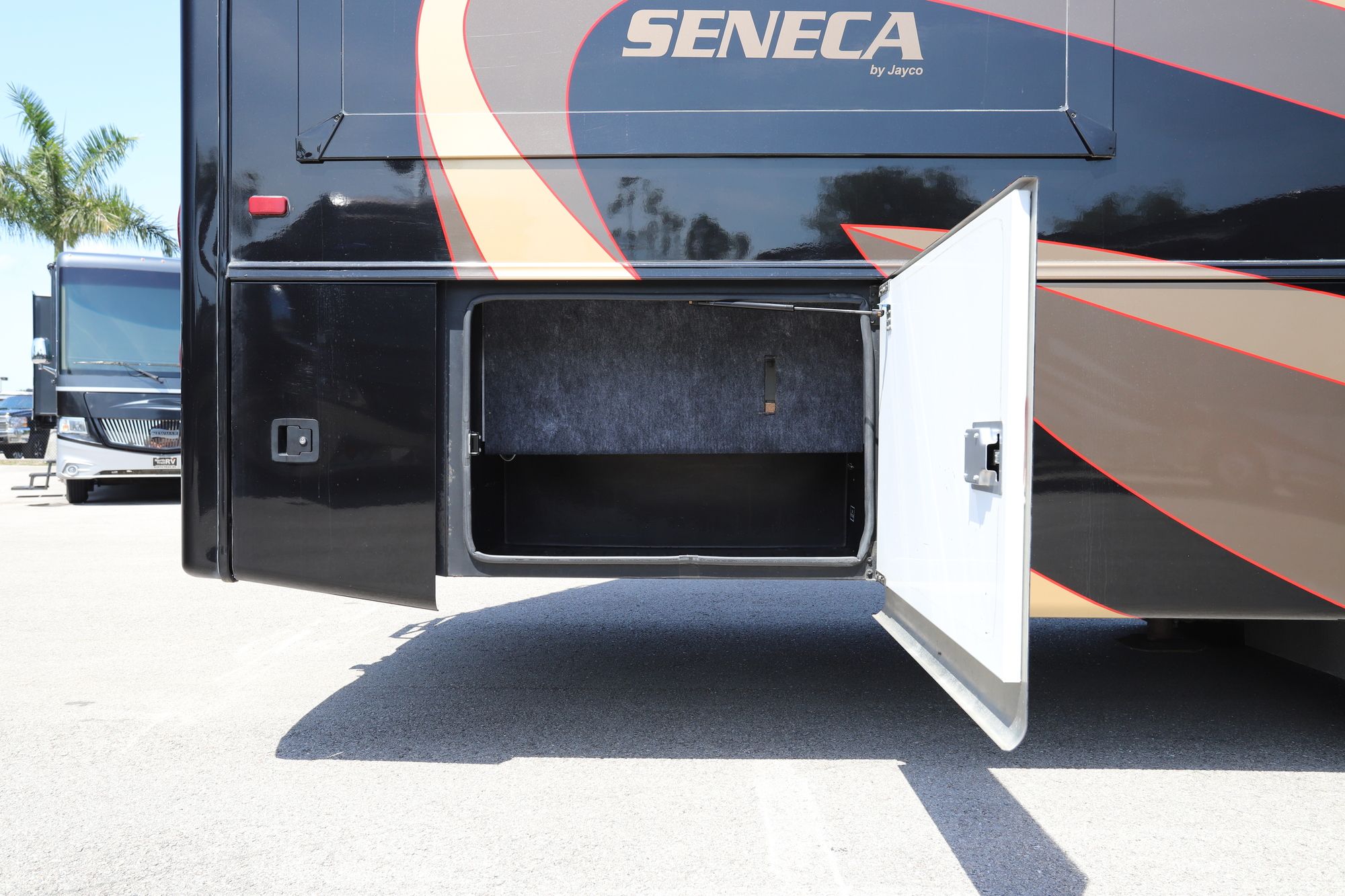 Used 2016 Jayco Seneca 37TS Super C  For Sale