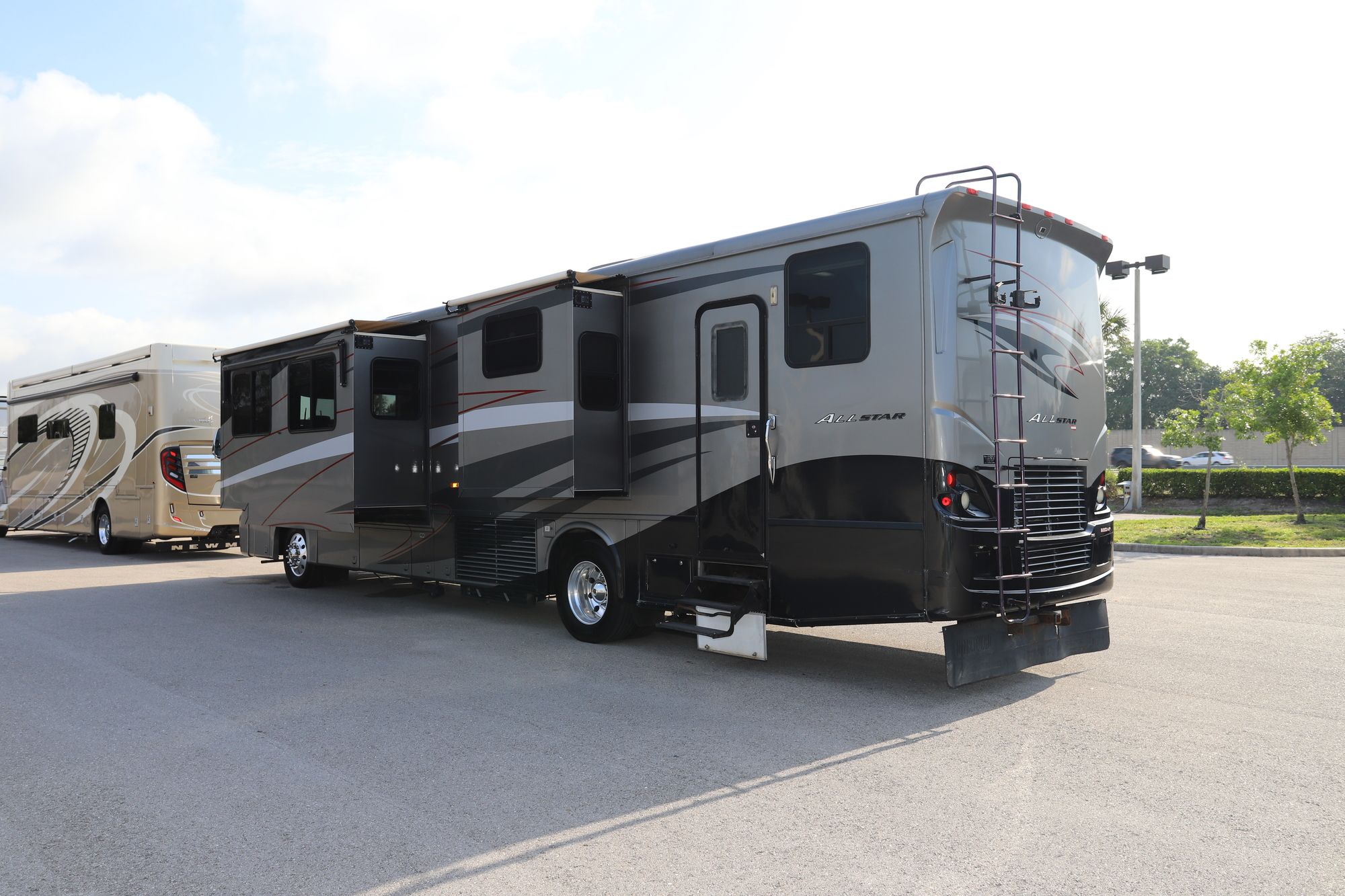 Used 2007 Newmar All Star 4153 Class A  For Sale