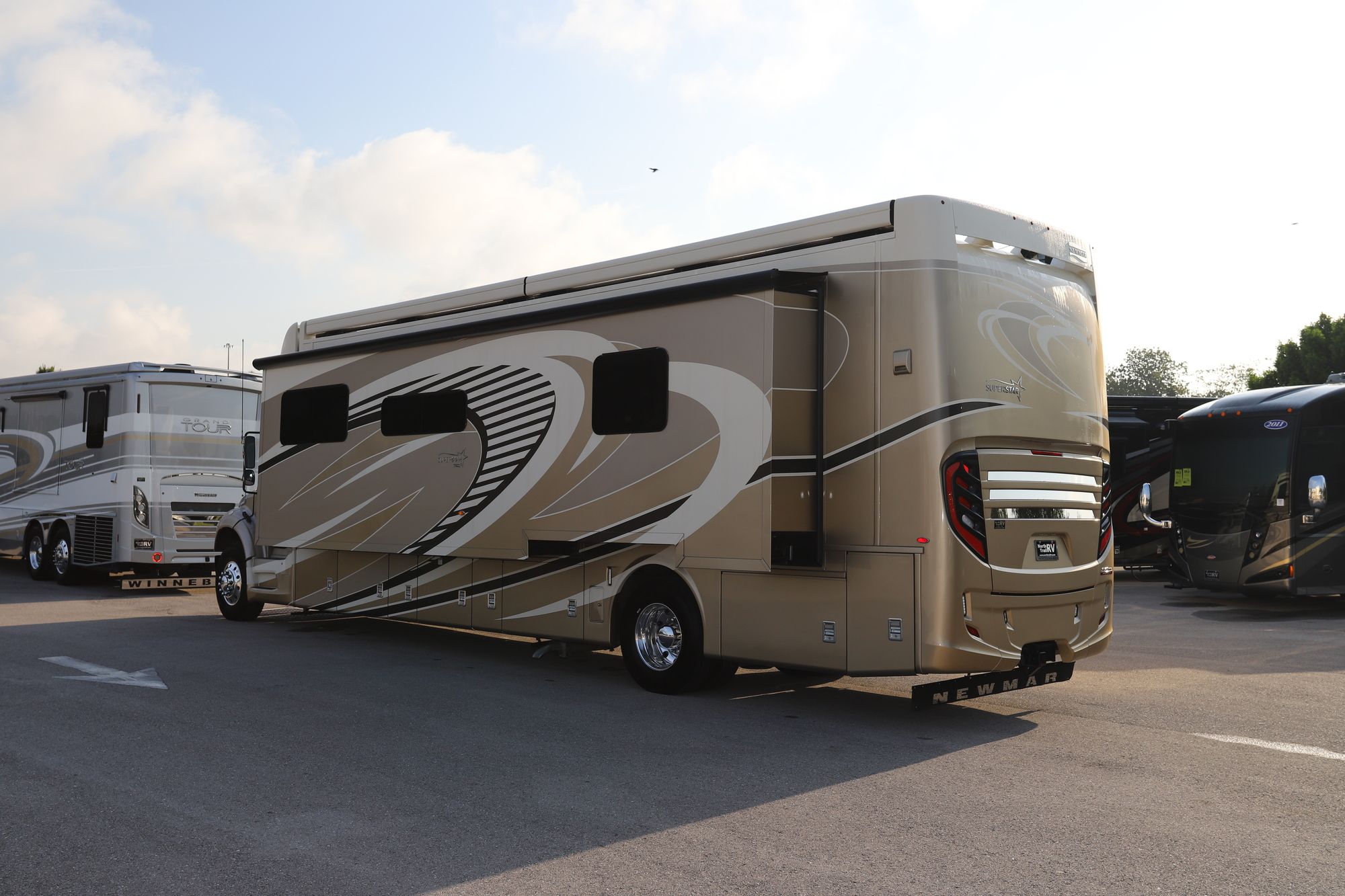 Used 2020 Newmar Super Star 4061 Super C  For Sale