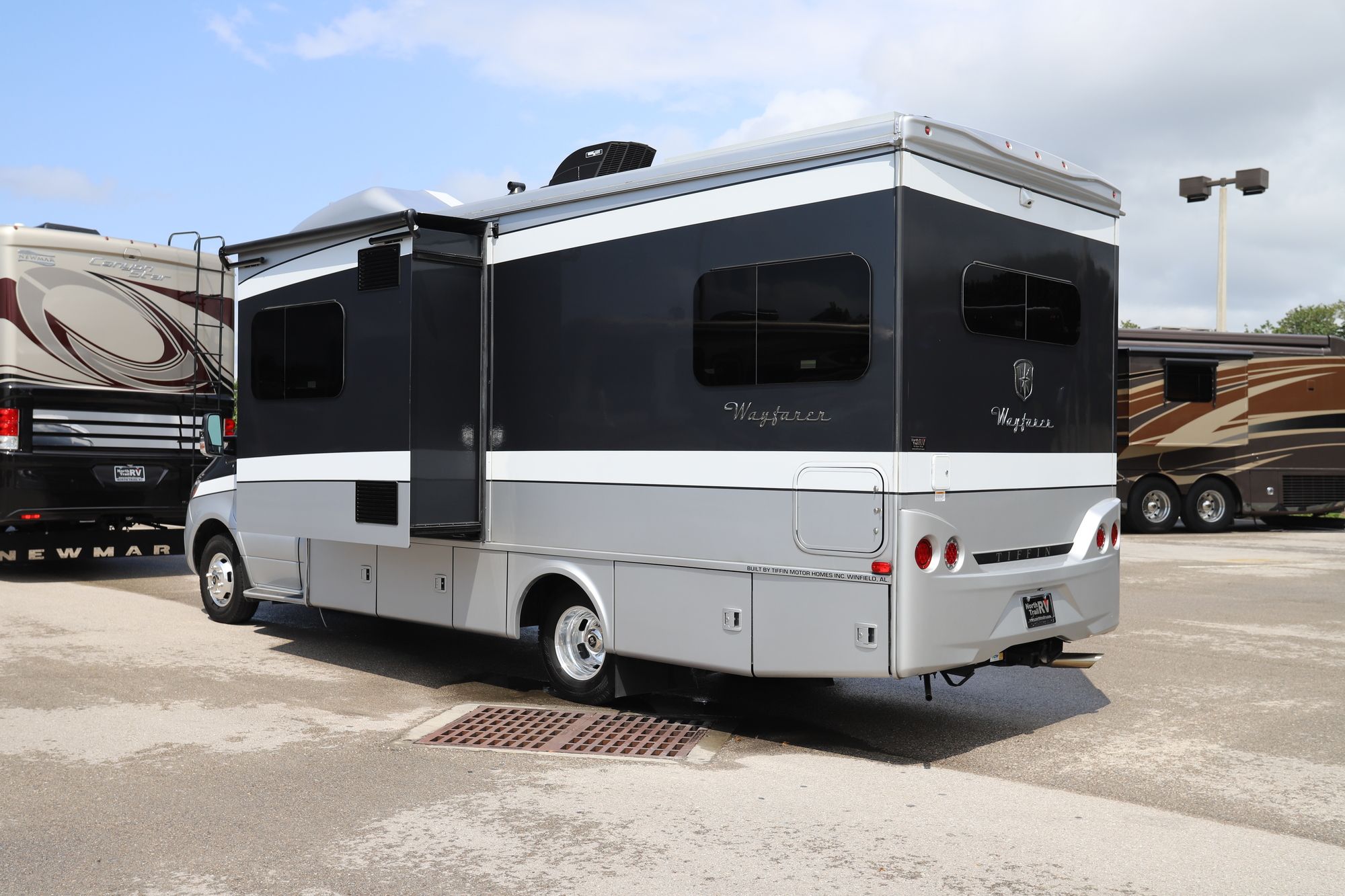 Used 2020 Tiffin Motor Homes Wayfarer 24TW Class C  For Sale