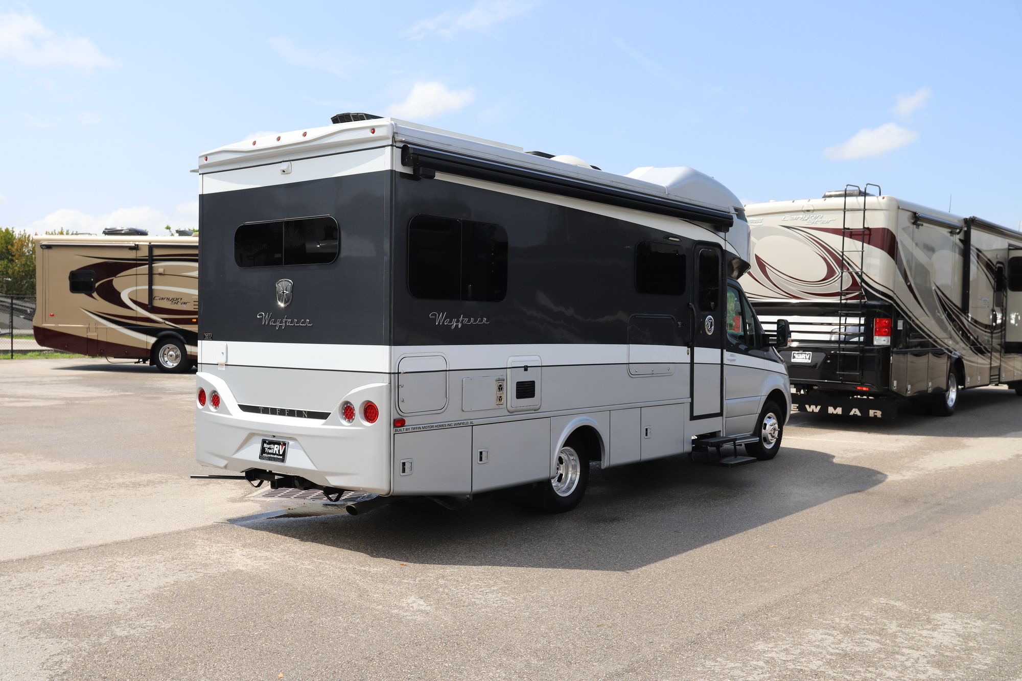 Used 2020 Tiffin Motor Homes Wayfarer 24TW Class C  For Sale