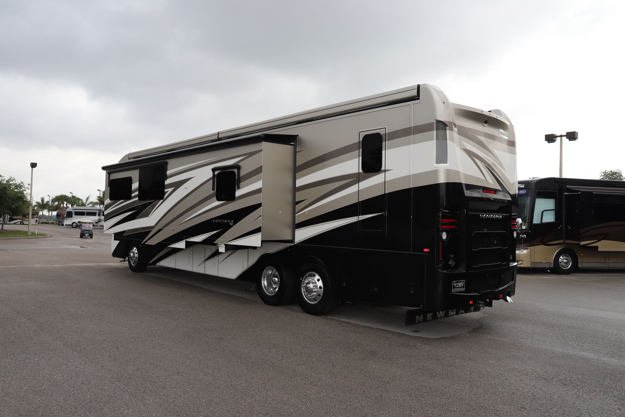 New 2021 Newmar Ventana 4369 Class A  For Sale