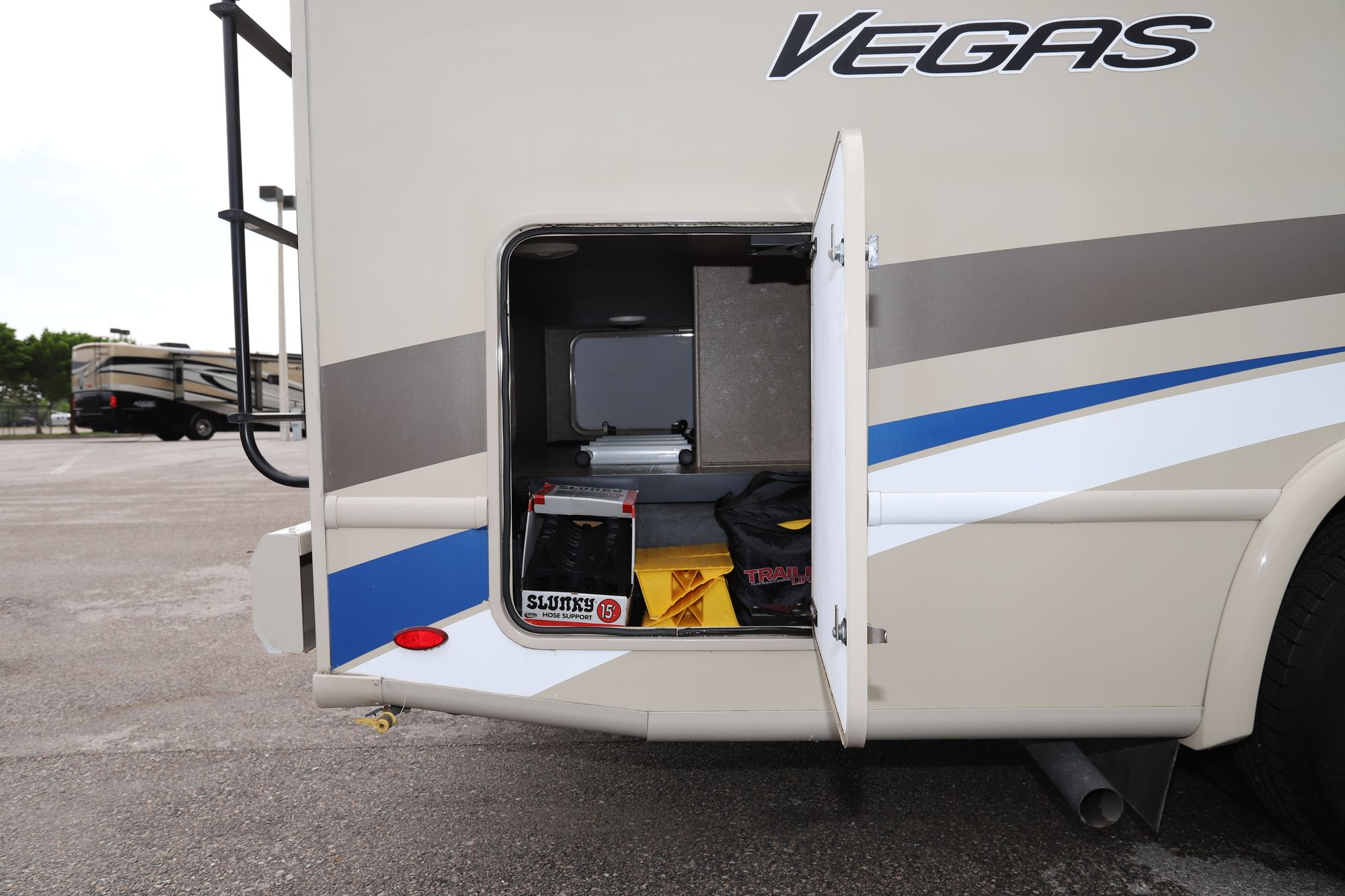 Used 2018 Thor Vegas 24.1 Class A  For Sale