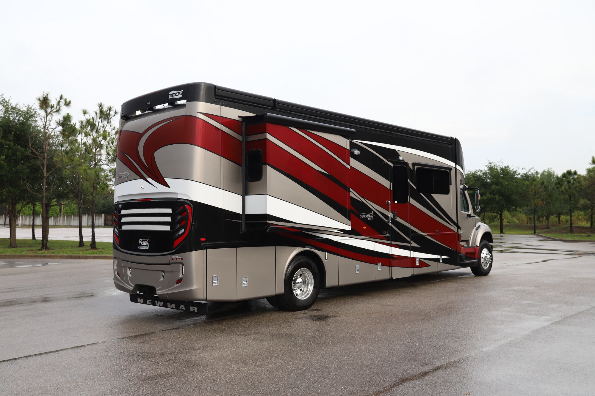 New 2021 Newmar Super Star 3746 Super C  For Sale