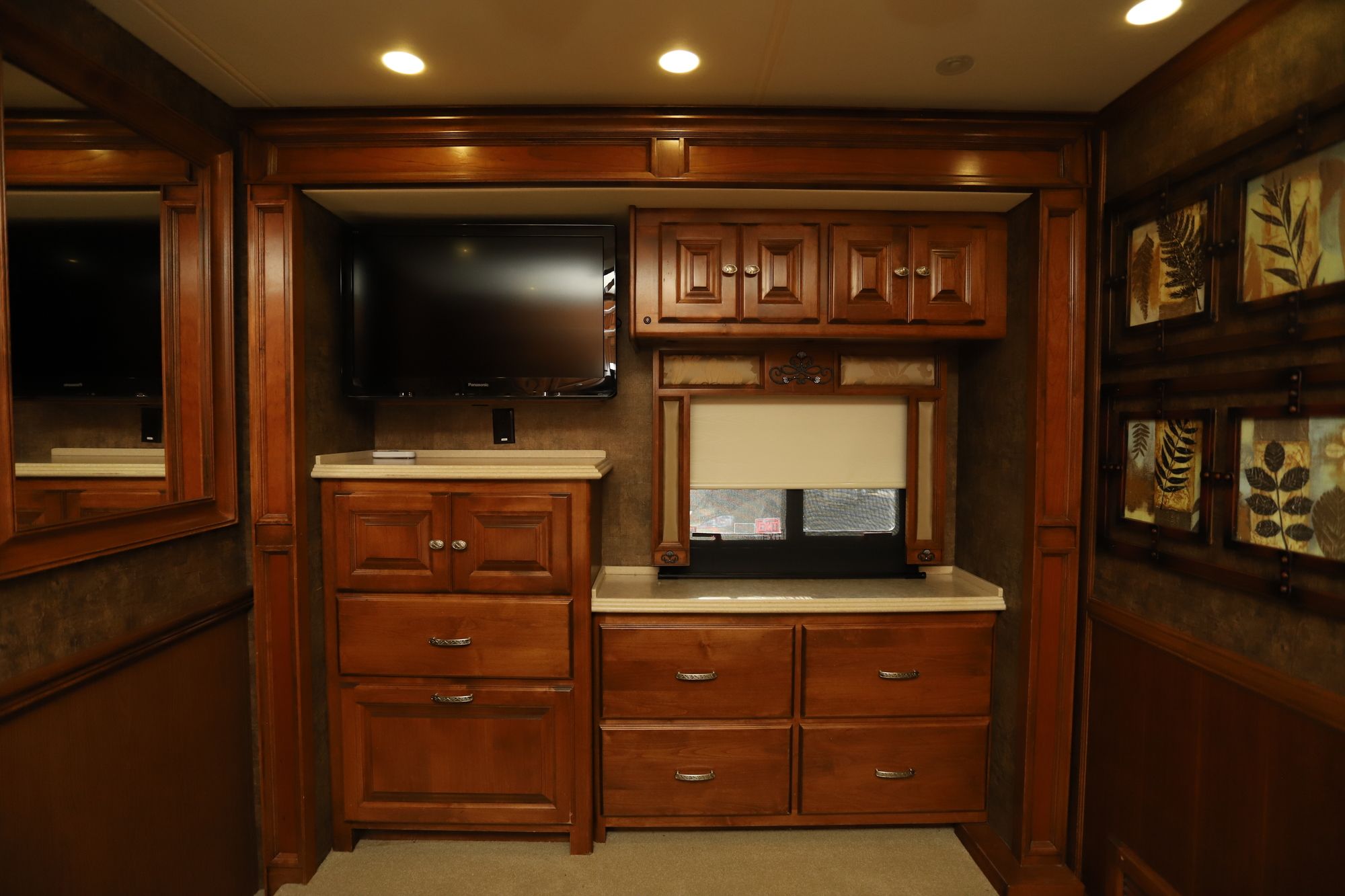 Used 2012 Tiffin Motor Homes Phaeton 40QBH Class A  For Sale