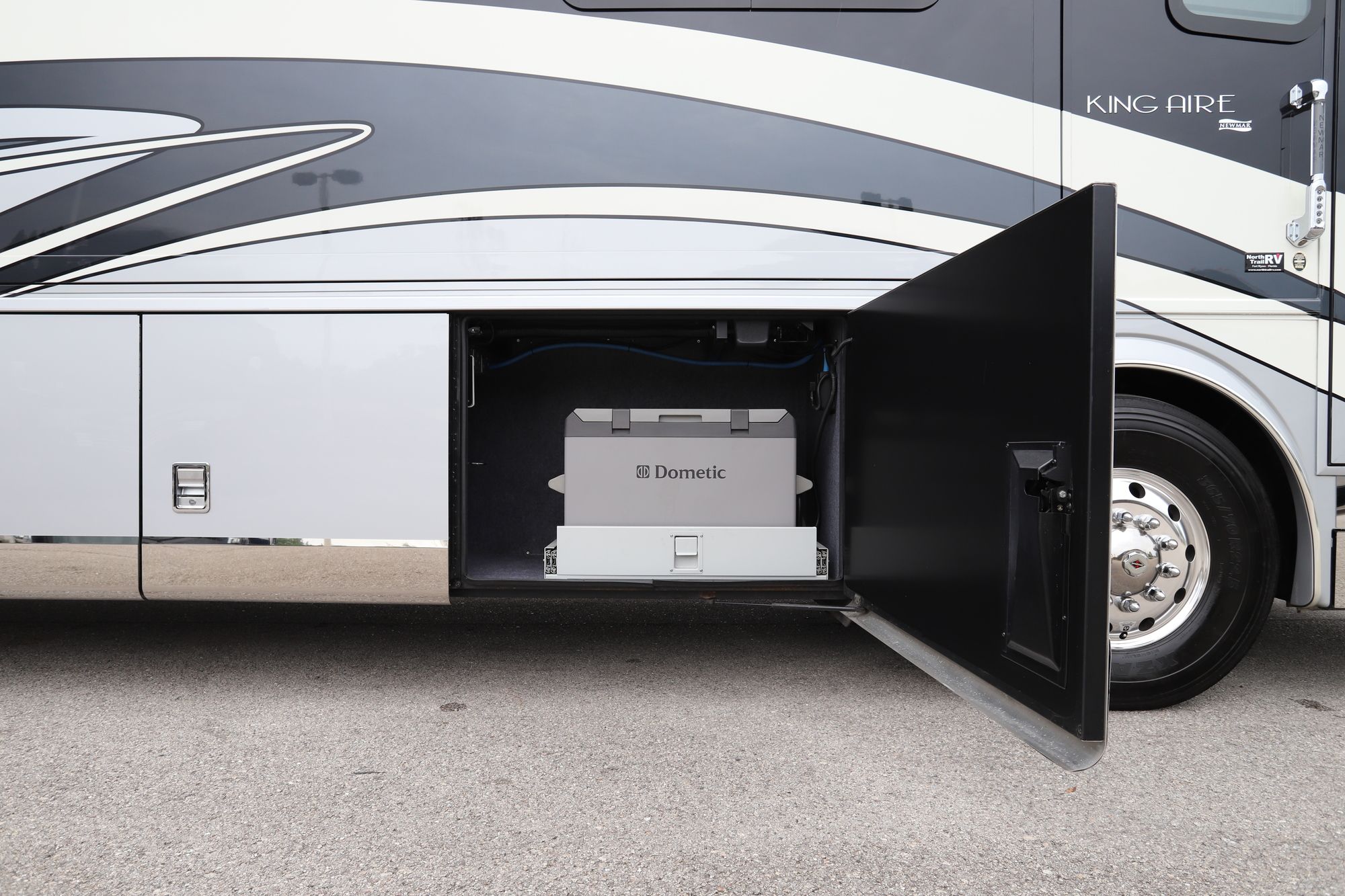 Used 2013 Newmar King Aire 4584 Class A  For Sale