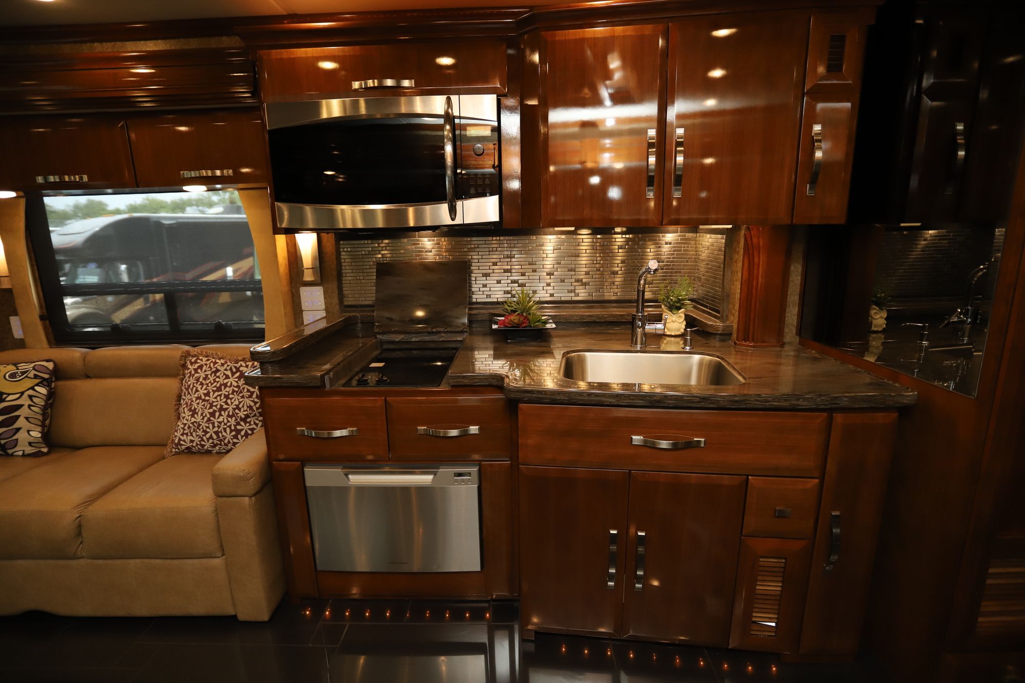 Used 2013 Newmar King Aire 4584 Class A  For Sale