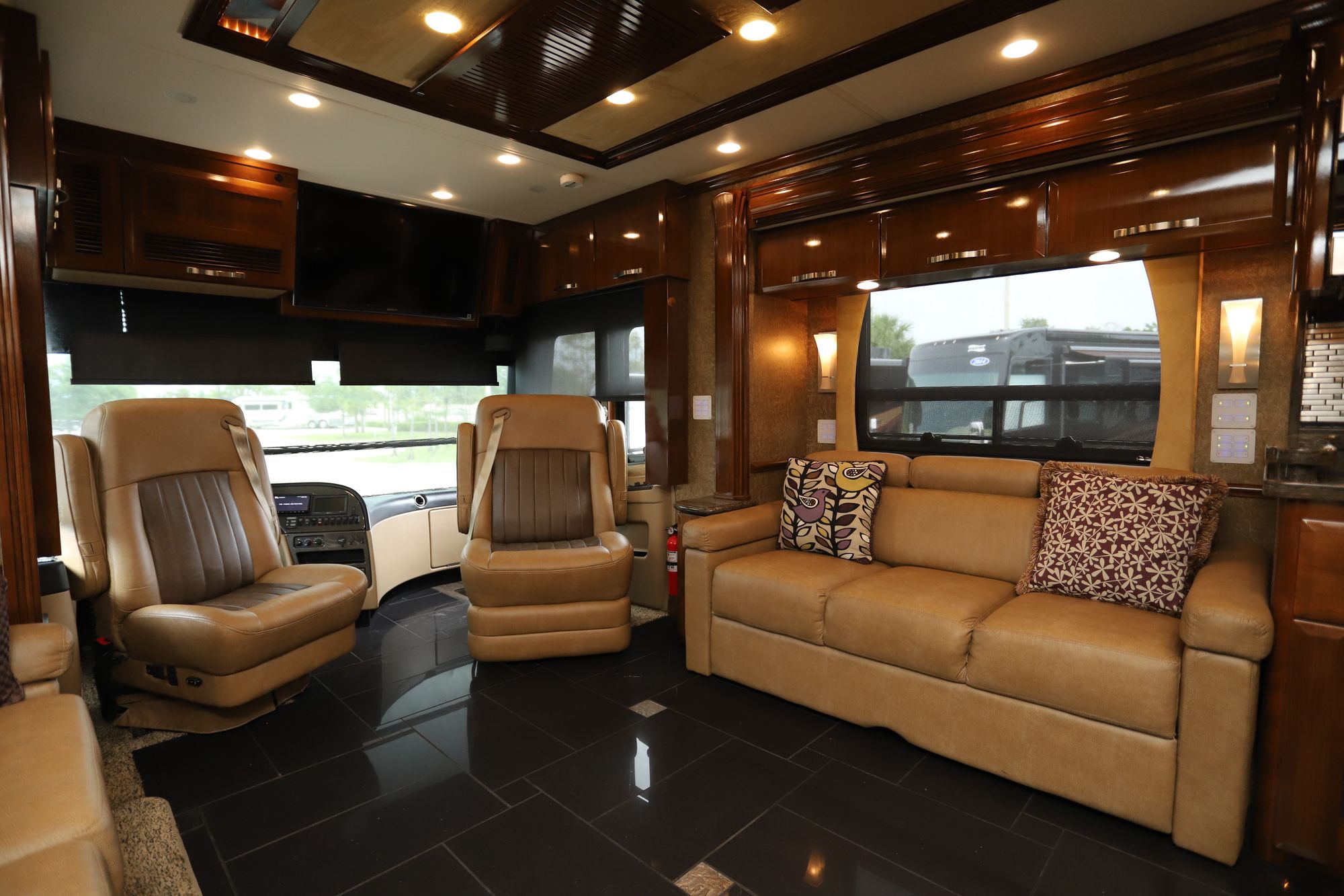 Used 2013 Newmar King Aire 4584 Class A  For Sale