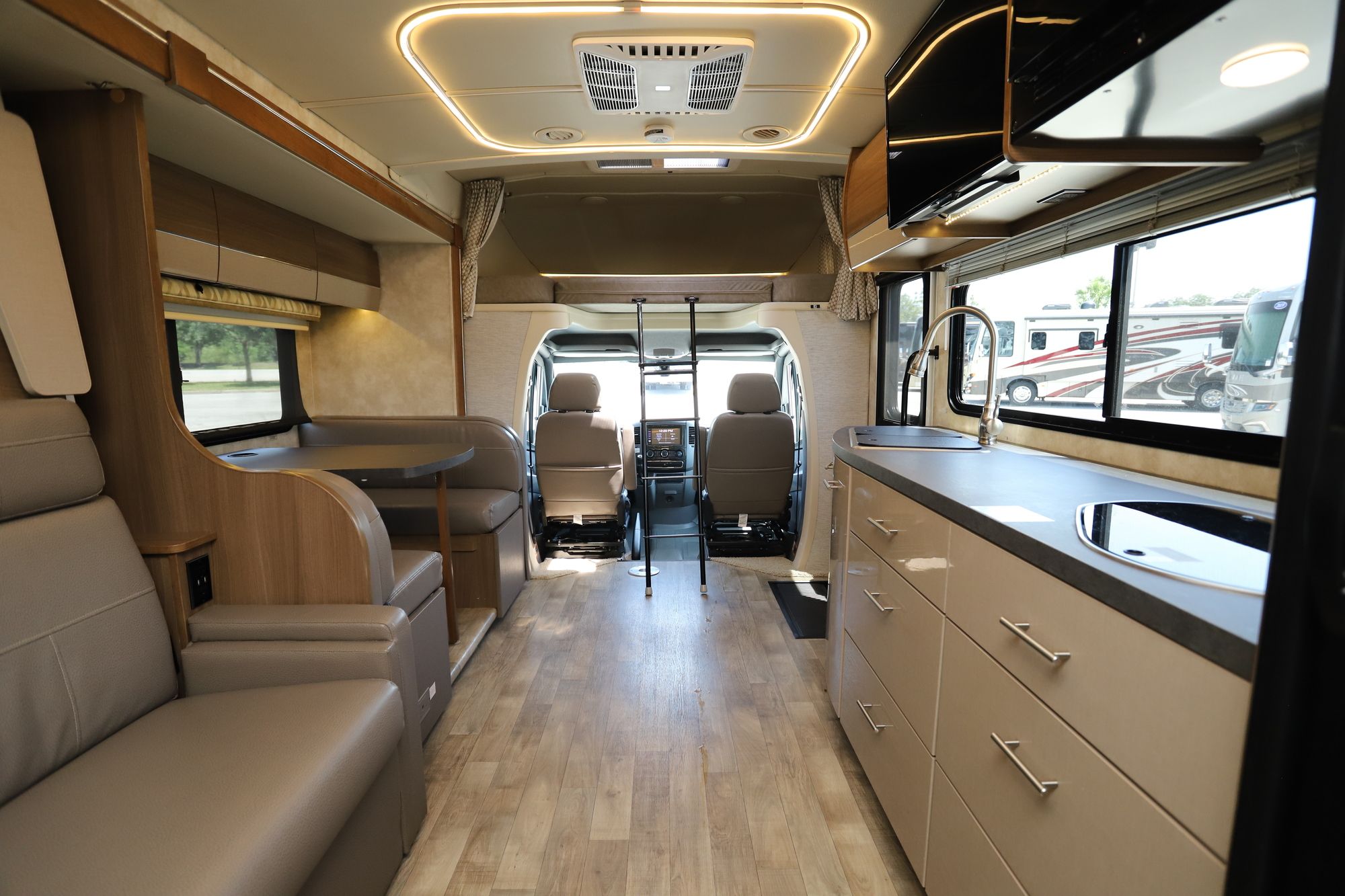 Used 2019 Winnebago View 24D Class C  For Sale