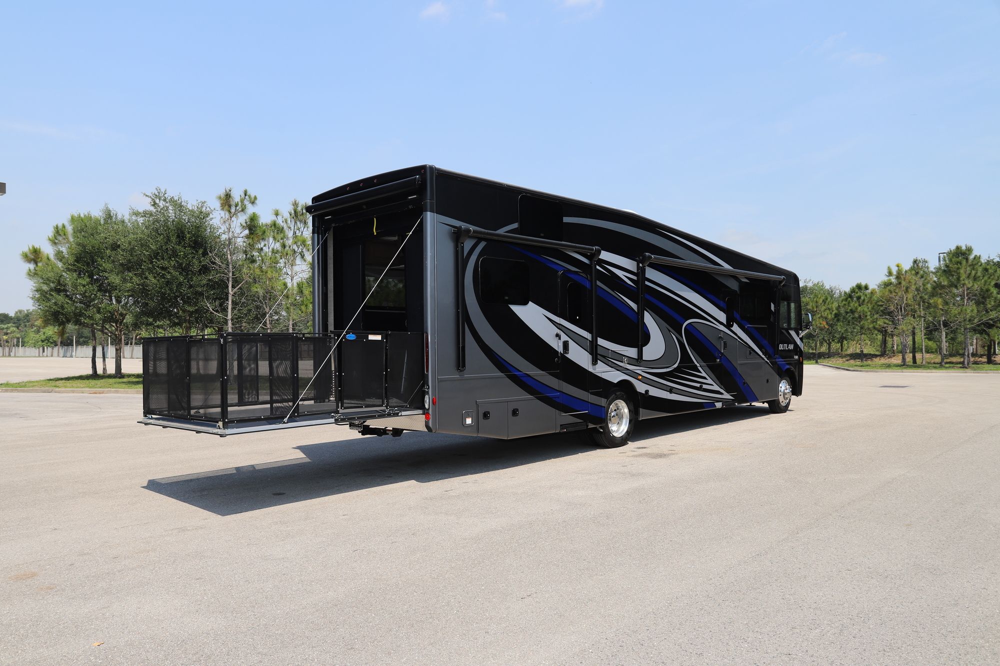New 2022 Thor Outlaw 38KB Class A  For Sale