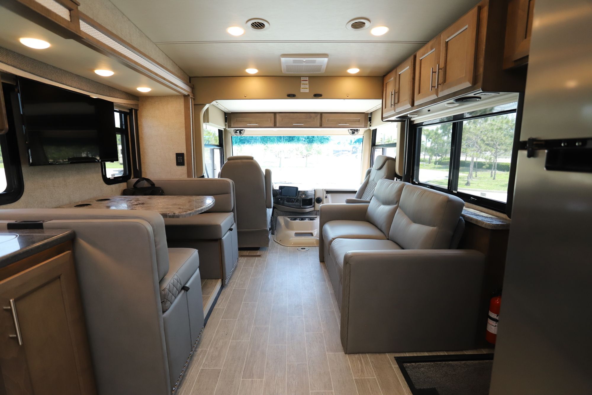 New 2022 Thor Outlaw 38KB Class A  For Sale