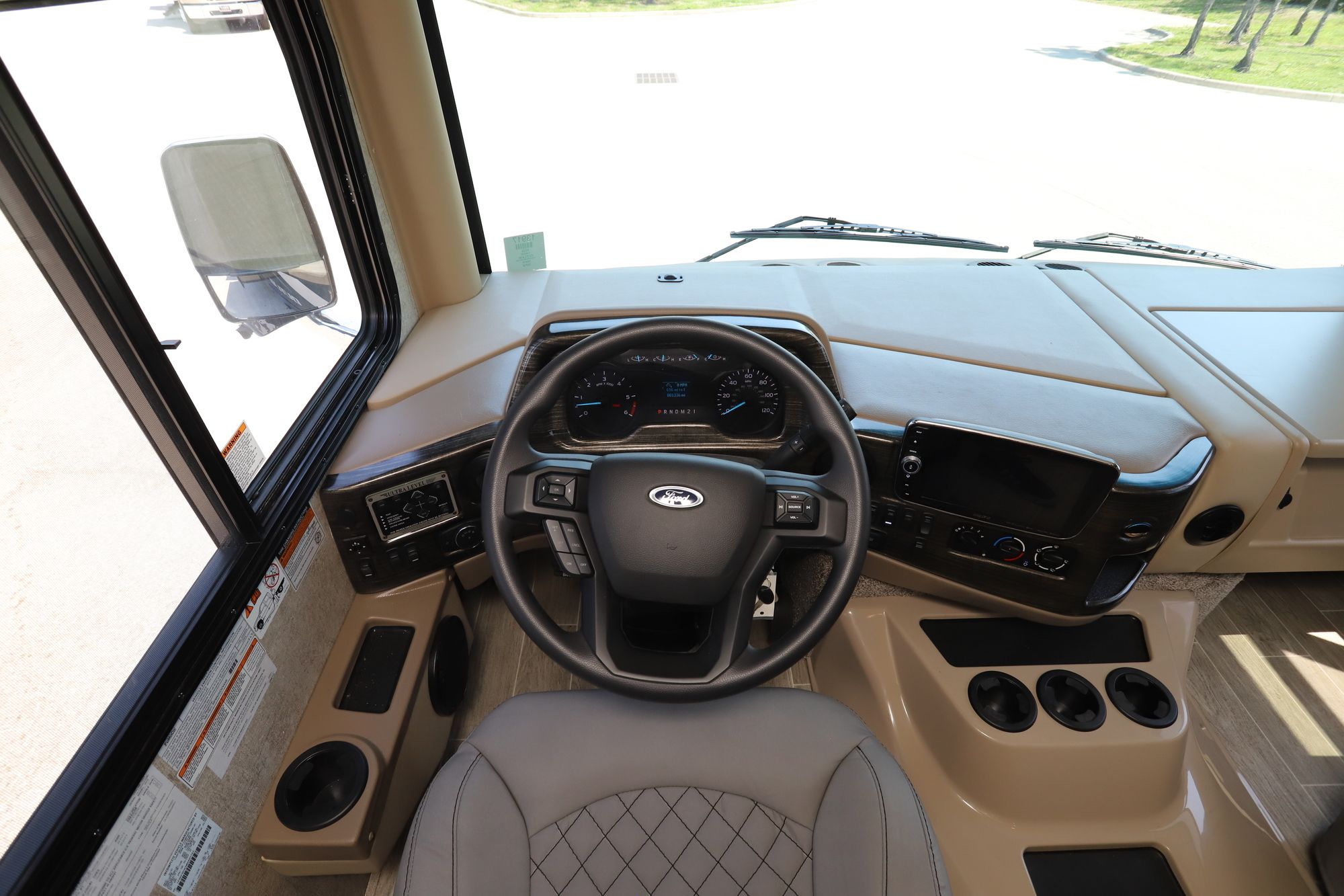 New 2022 Thor Outlaw 38KB Class A  For Sale