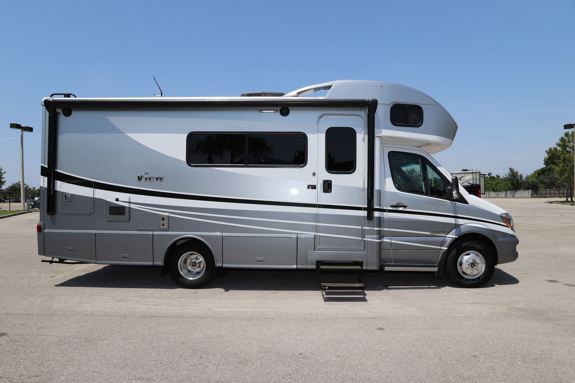 Used 2019 Winnebago View 24D Class C  For Sale